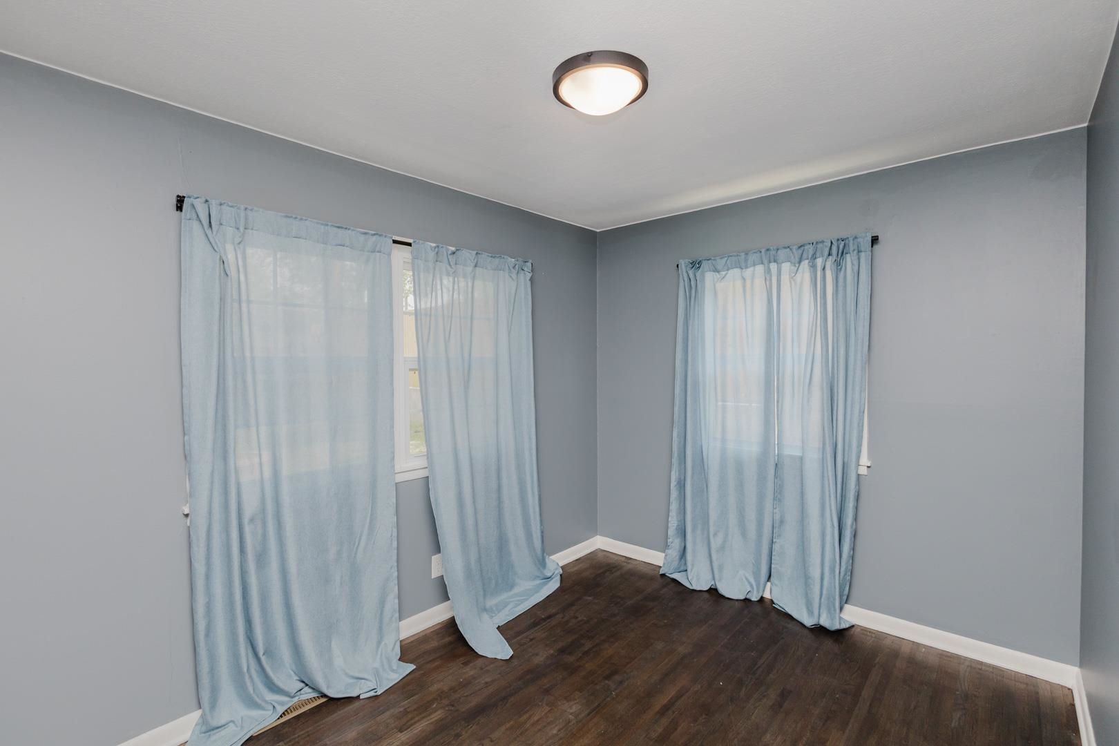 1022 S Wicker Wichita KS 67207
