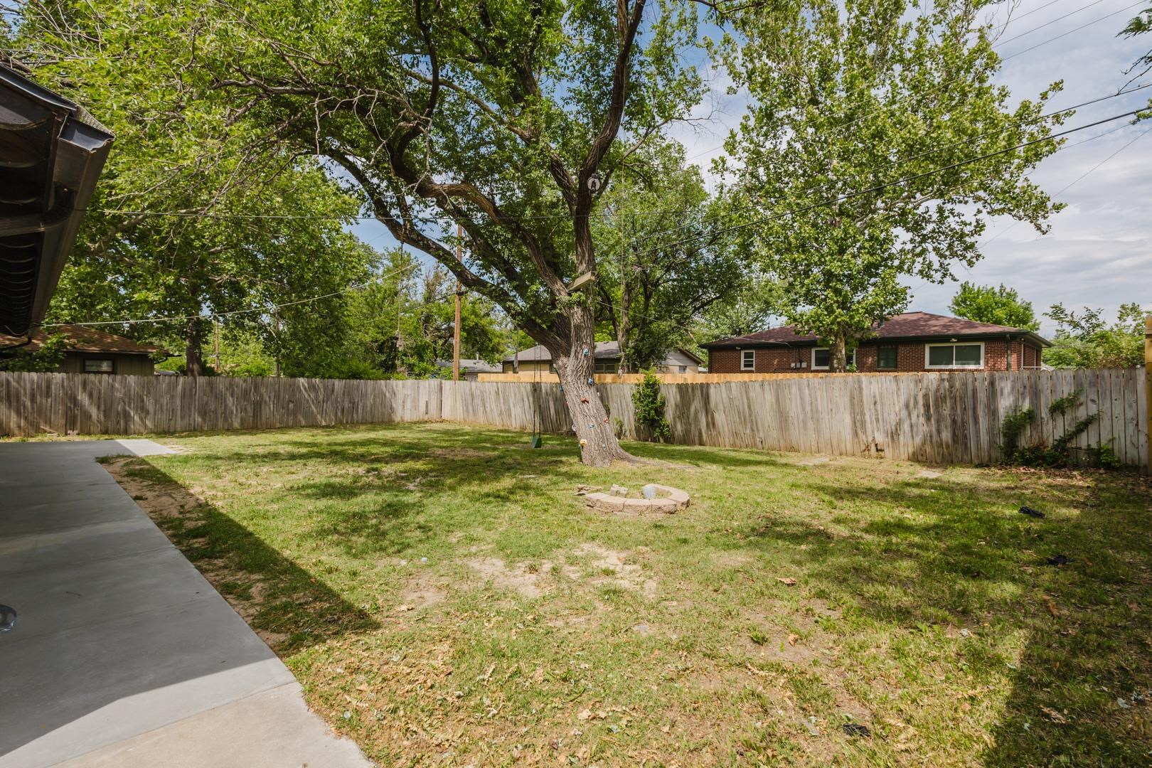 1022 S Wicker Wichita KS 67207