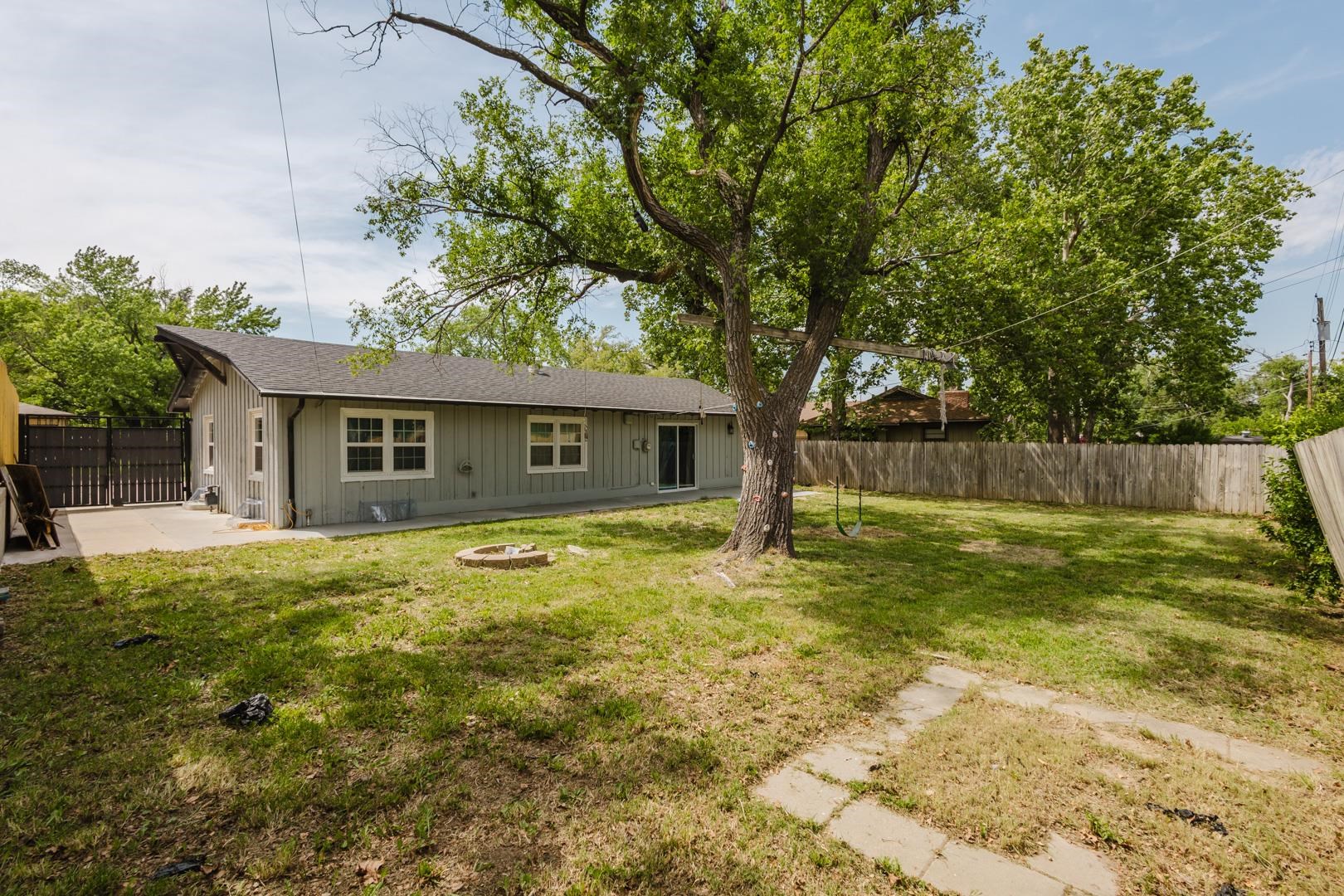 1022 S Wicker Wichita KS 67207