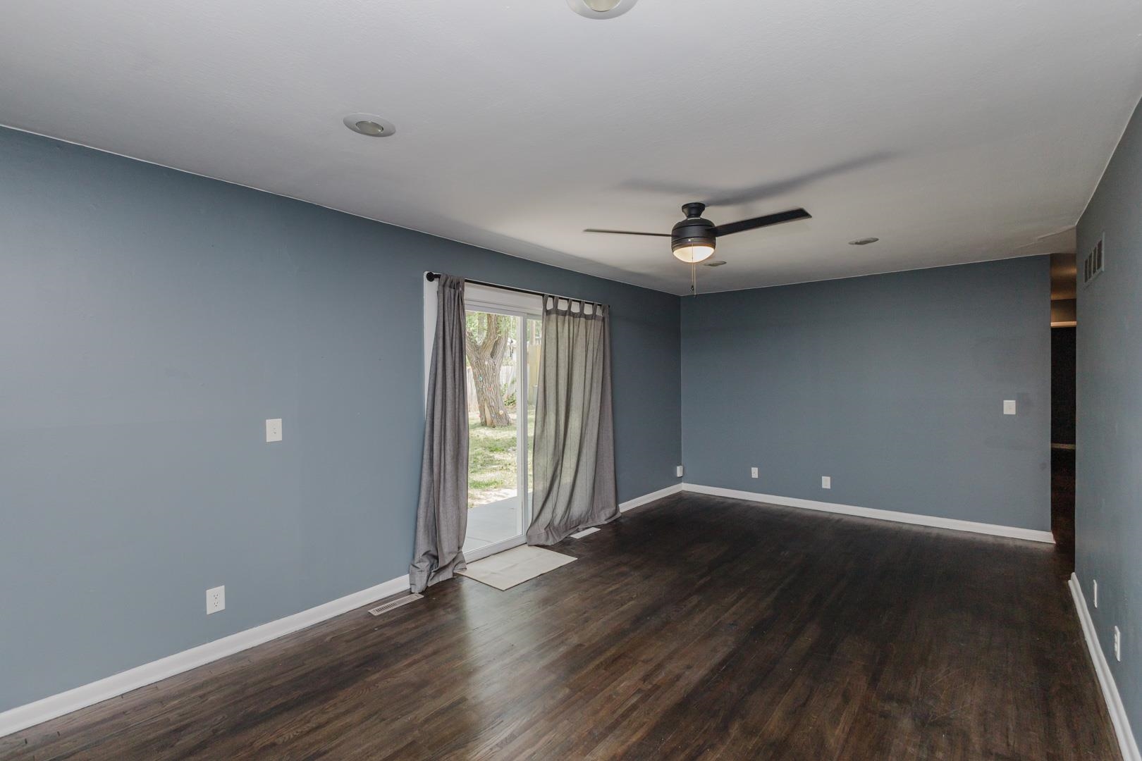 1022 S Wicker Wichita KS 67207