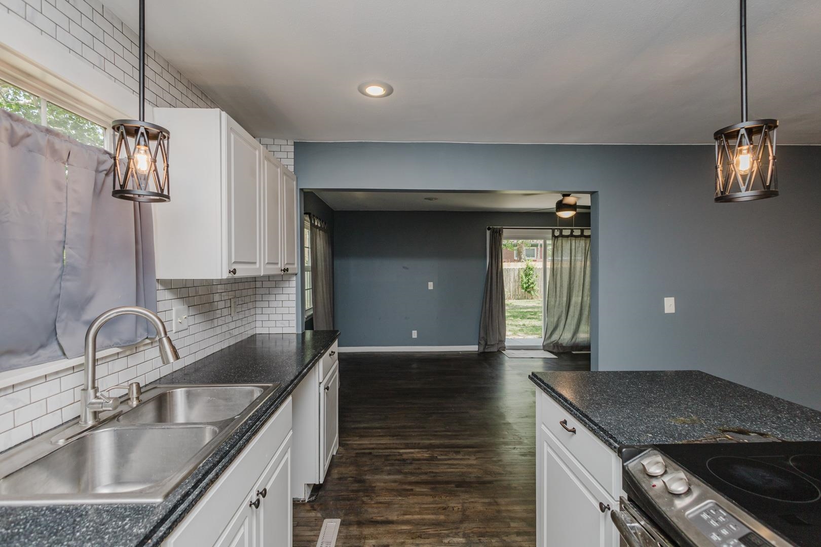 1022 S Wicker Wichita KS 67207