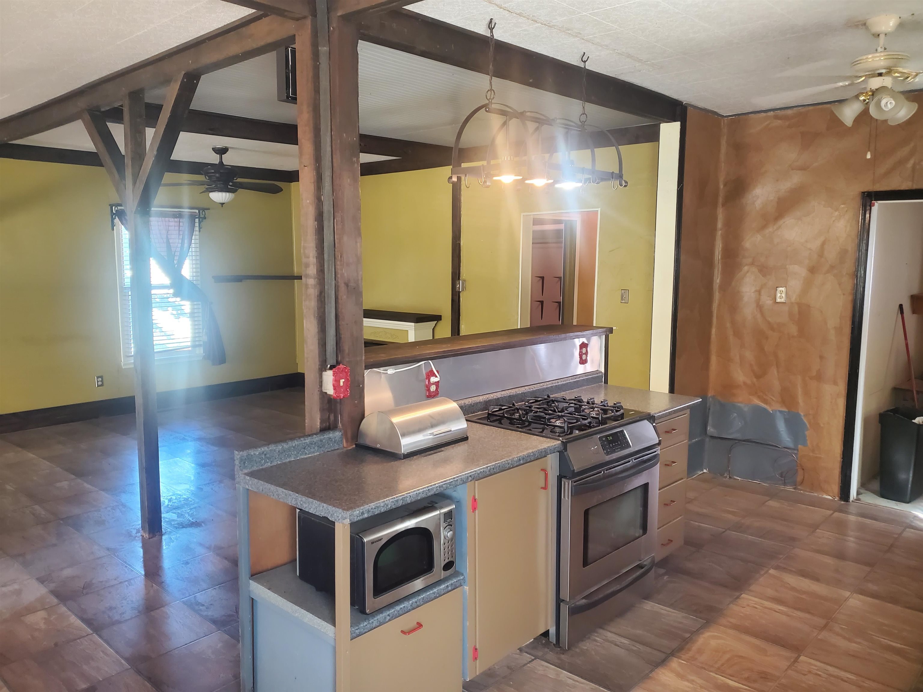 1112 N 4th Arkansas City KS 67005