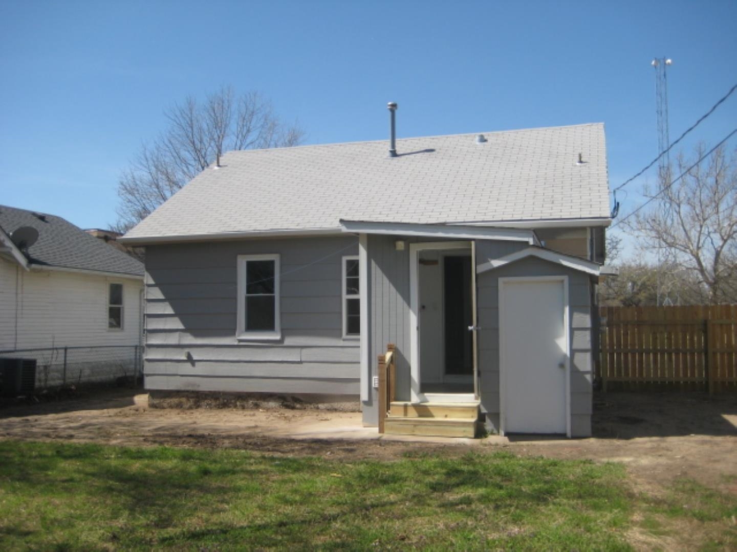 1928 S Laura Avenue Wichita KS 67211