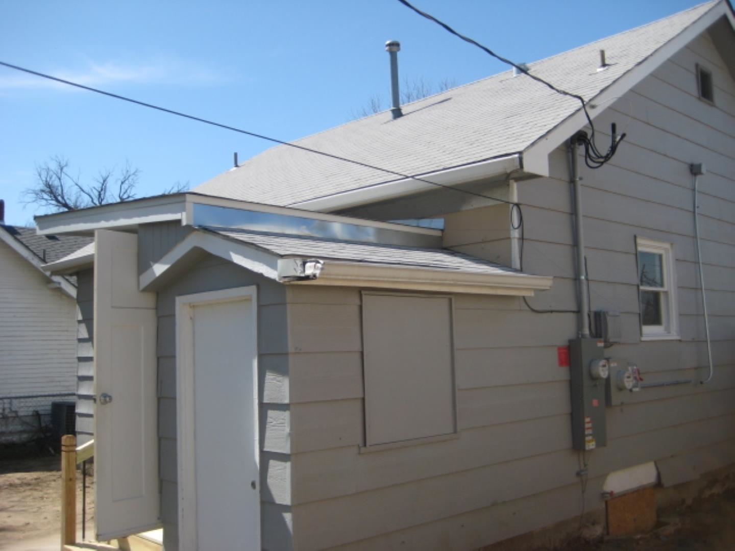 1928 S Laura Avenue Wichita KS 67211
