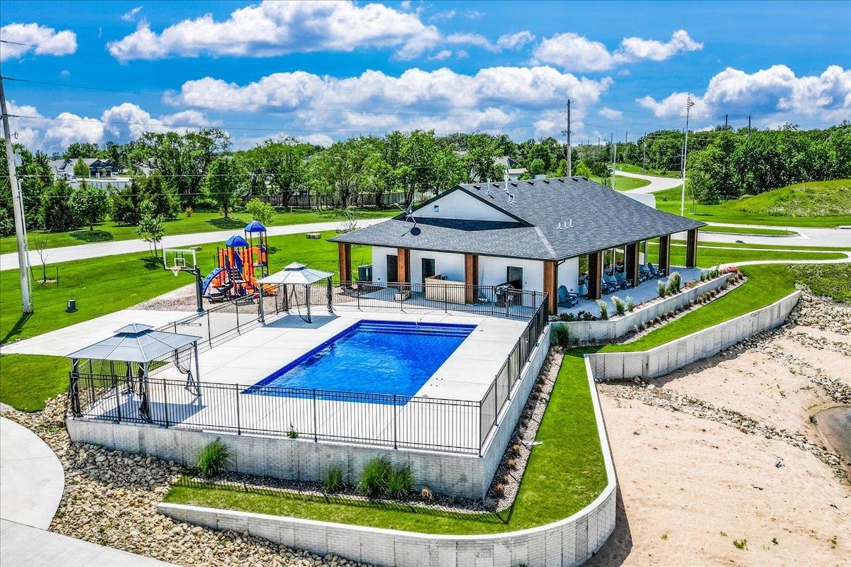 4612 N Ridge Port Street Wichita KS 67205-8824