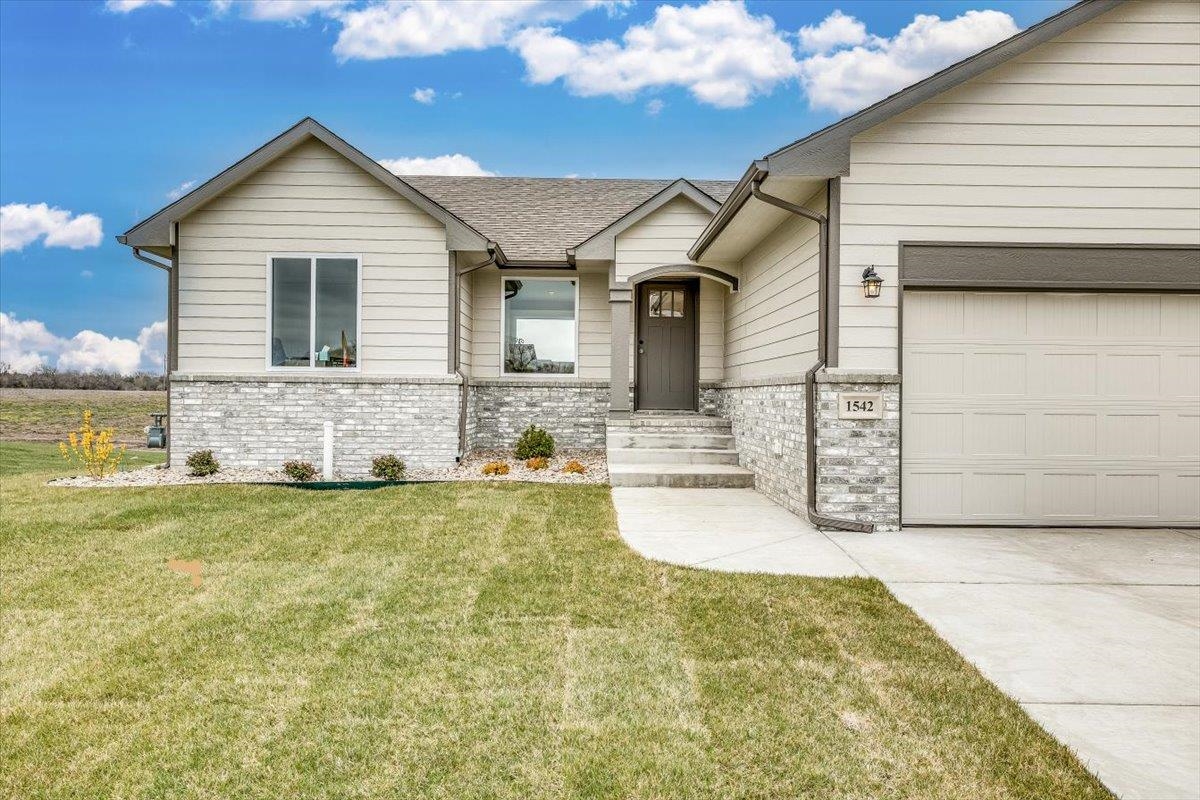 1542 N Quince Court Andover KS 67002