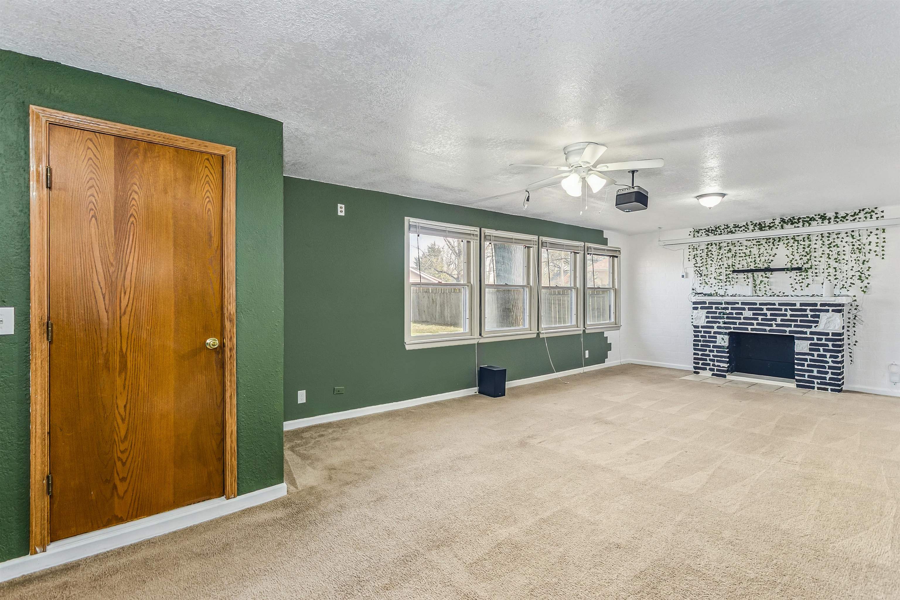 3004 N Charles Avenue Wichita KS 67204