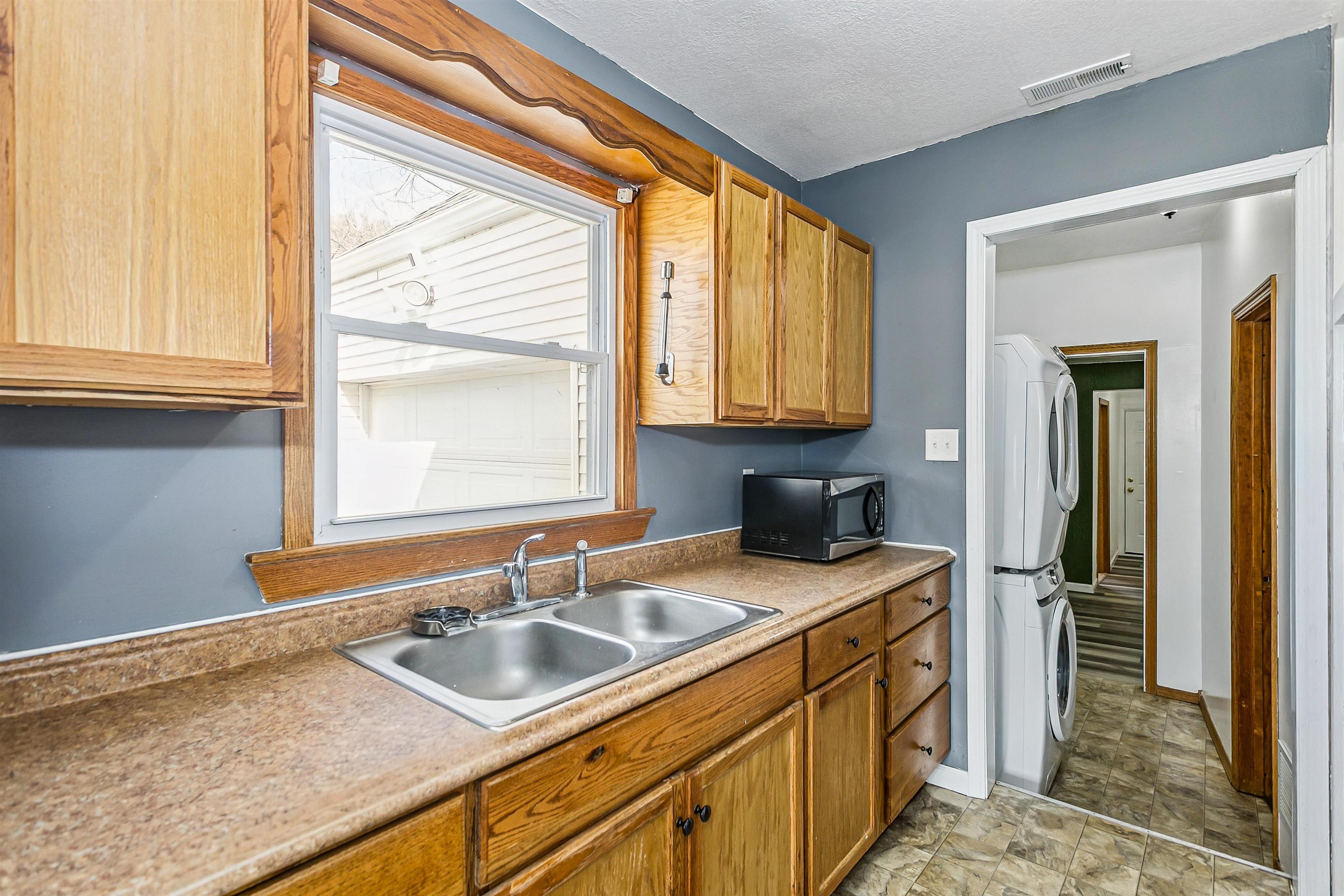 3004 N Charles Avenue Wichita KS 67204