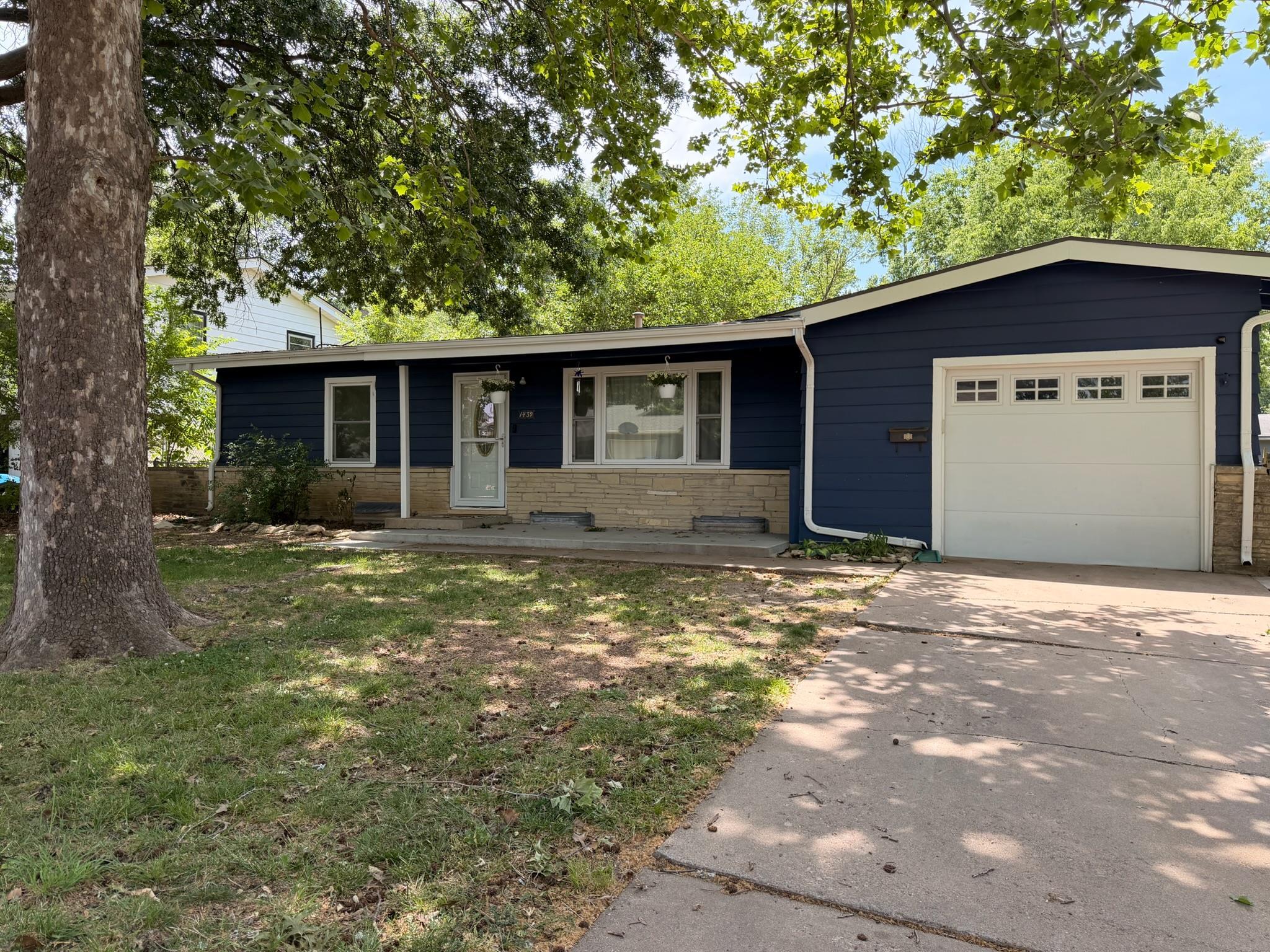 1439 N Community Drive Derby KS 67037
