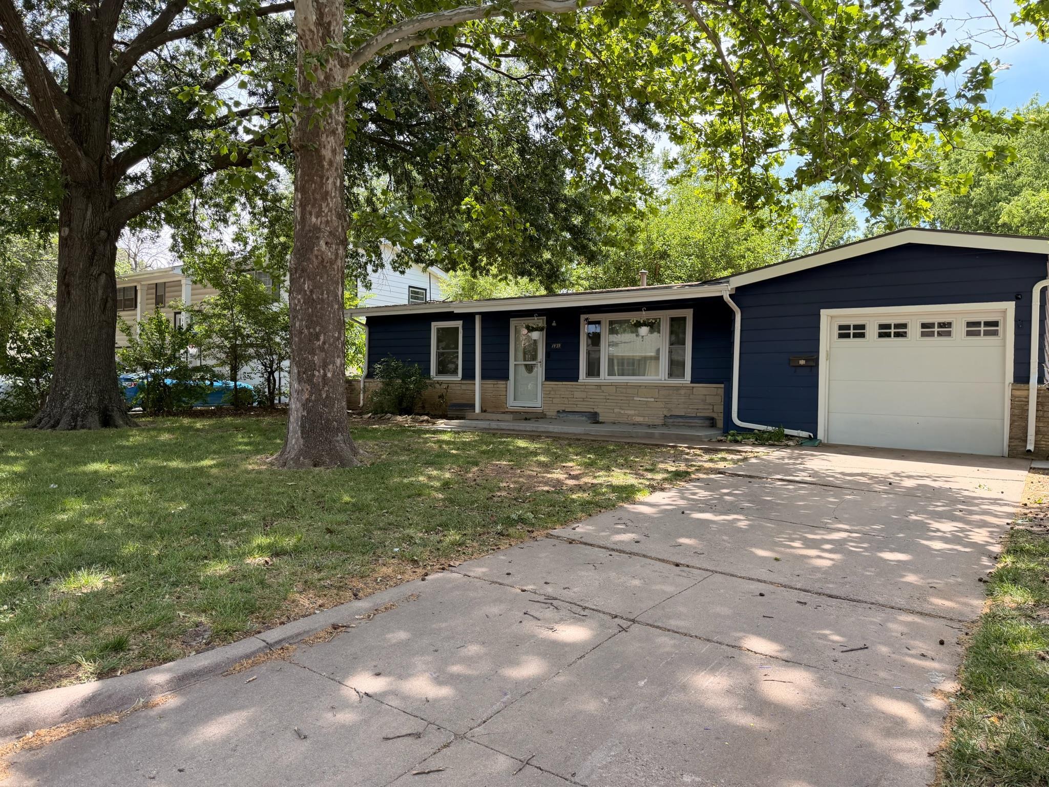 1439 N Community Drive Derby KS 67037