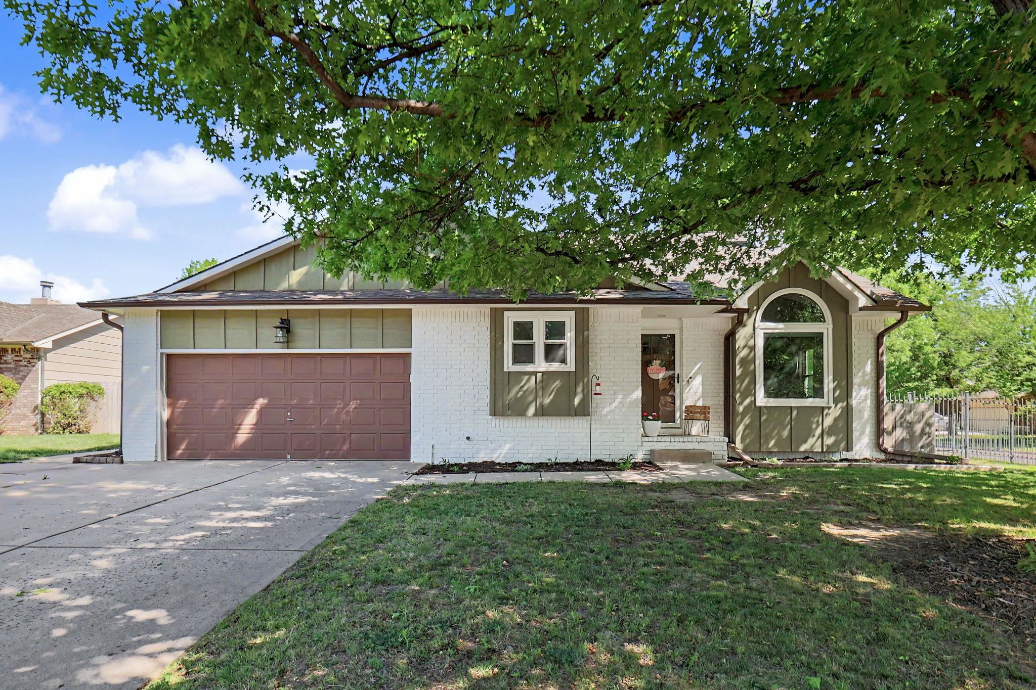 10702 W Rolling Hills Street Wichita KS 67212