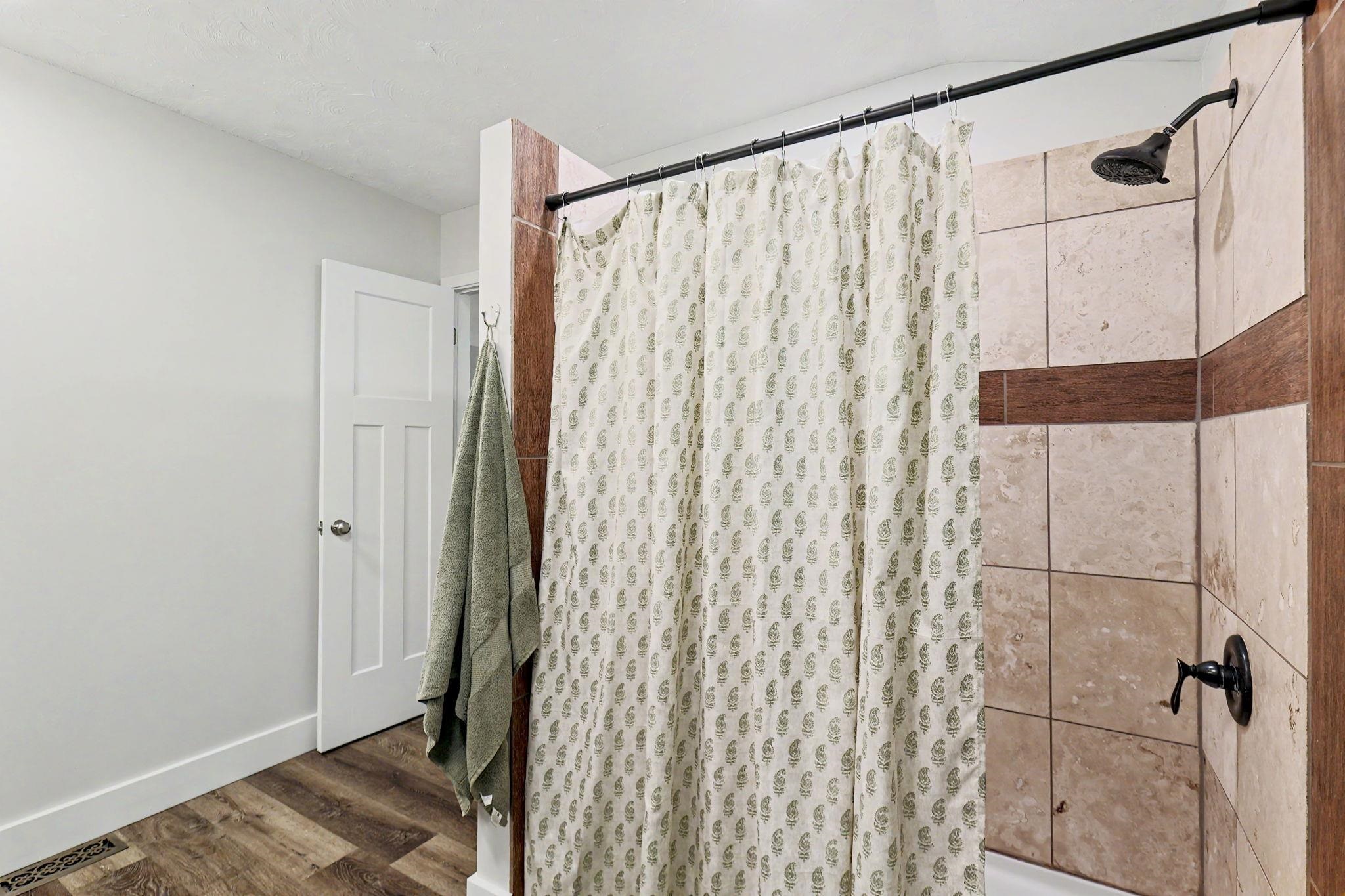 10702 W Rolling Hills Street Wichita KS 67212