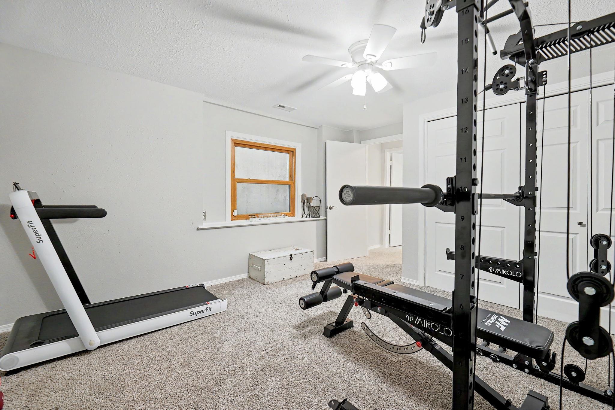 10702 W Rolling Hills Street Wichita KS 67212