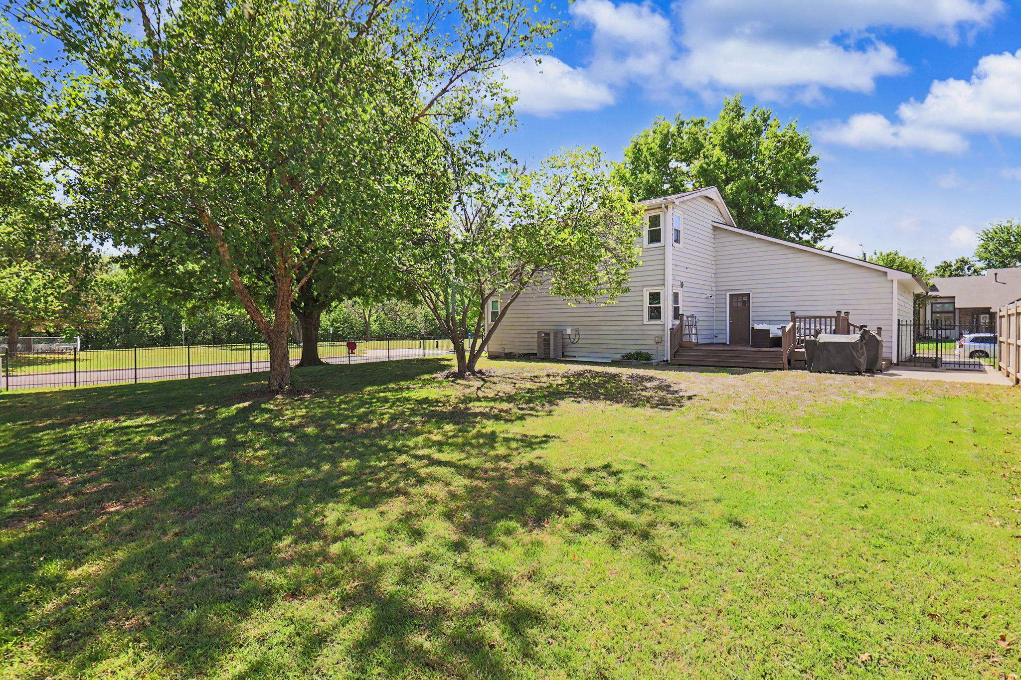 10702 W Rolling Hills Street Wichita KS 67212