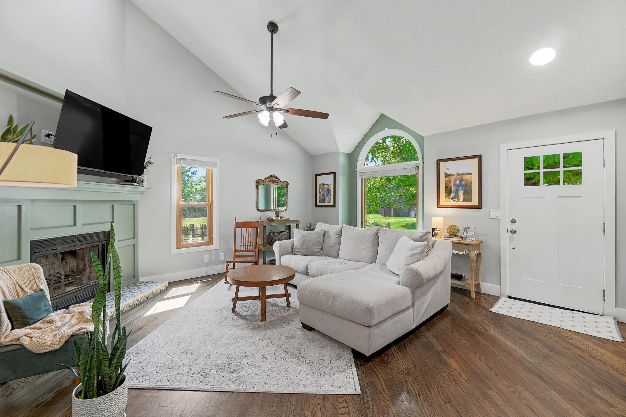 10702 W Rolling Hills Street Wichita KS 67212