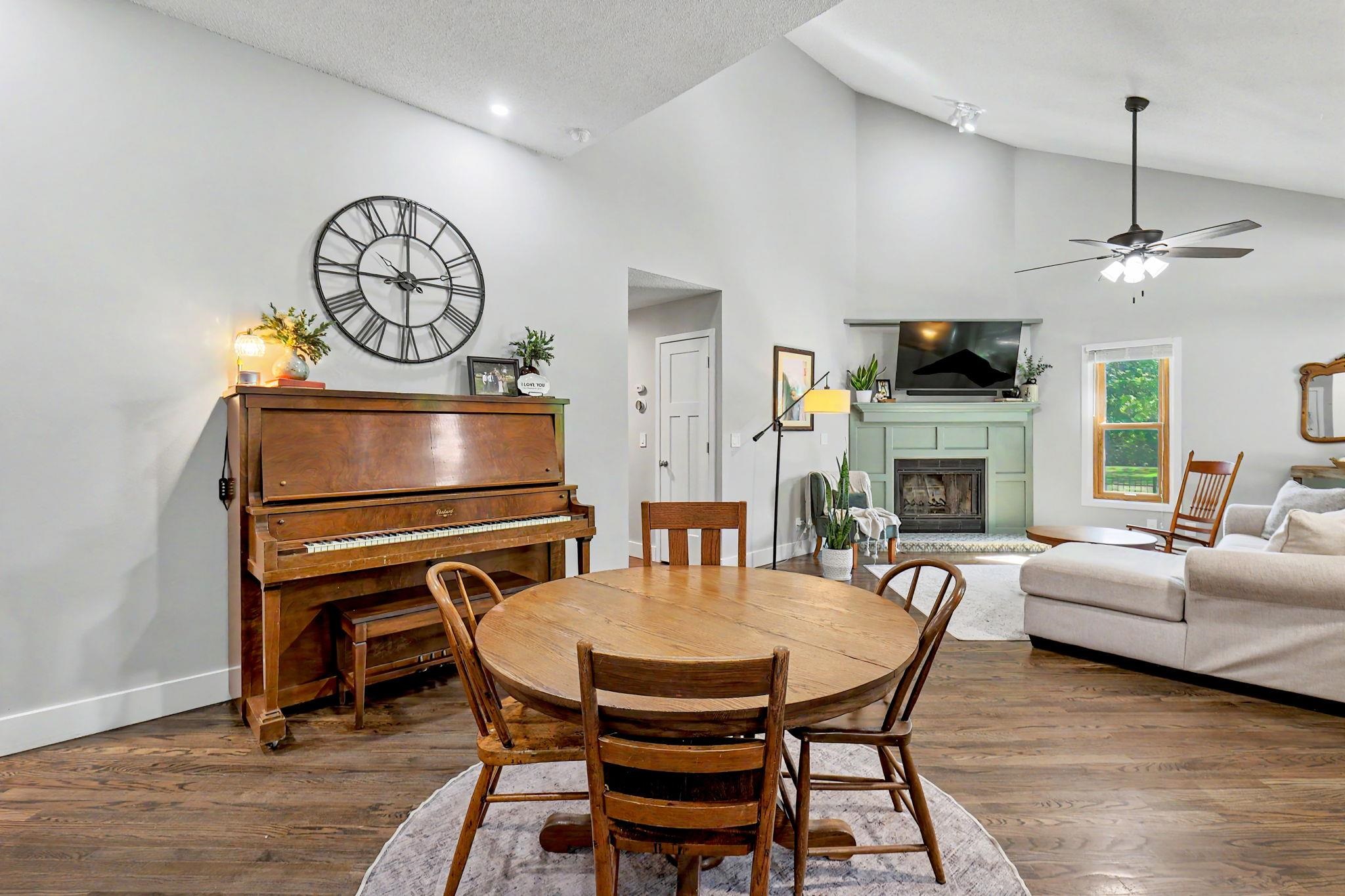 10702 W Rolling Hills Street Wichita KS 67212