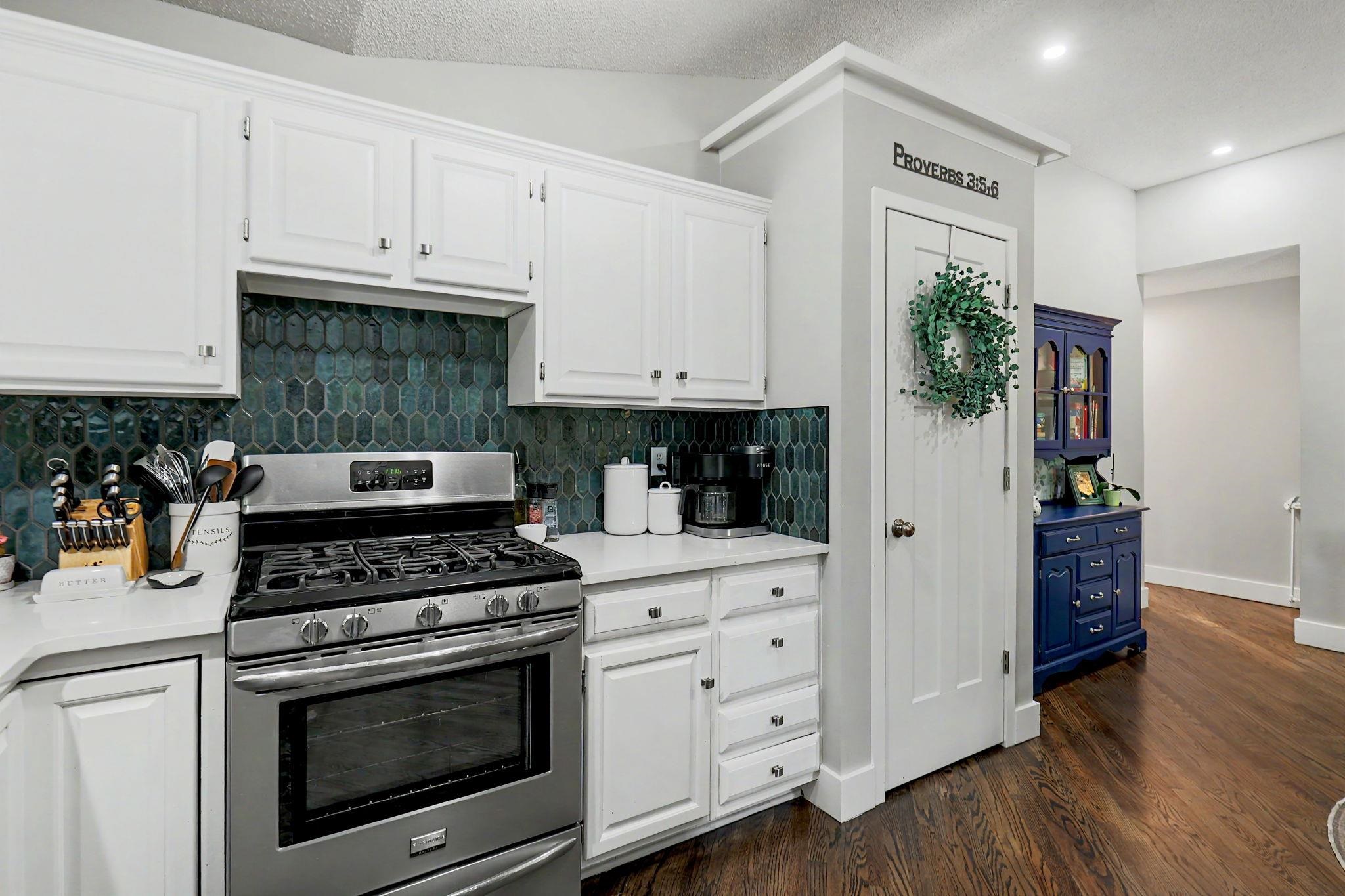10702 W Rolling Hills Street Wichita KS 67212