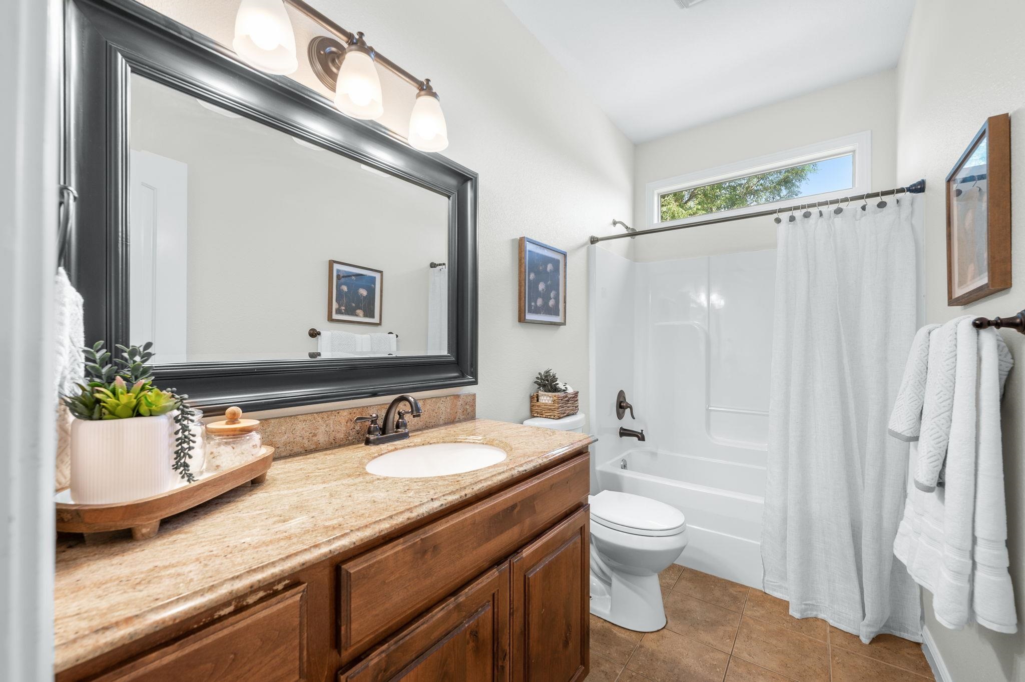 9002 E 87th Street S Derby KS 67037