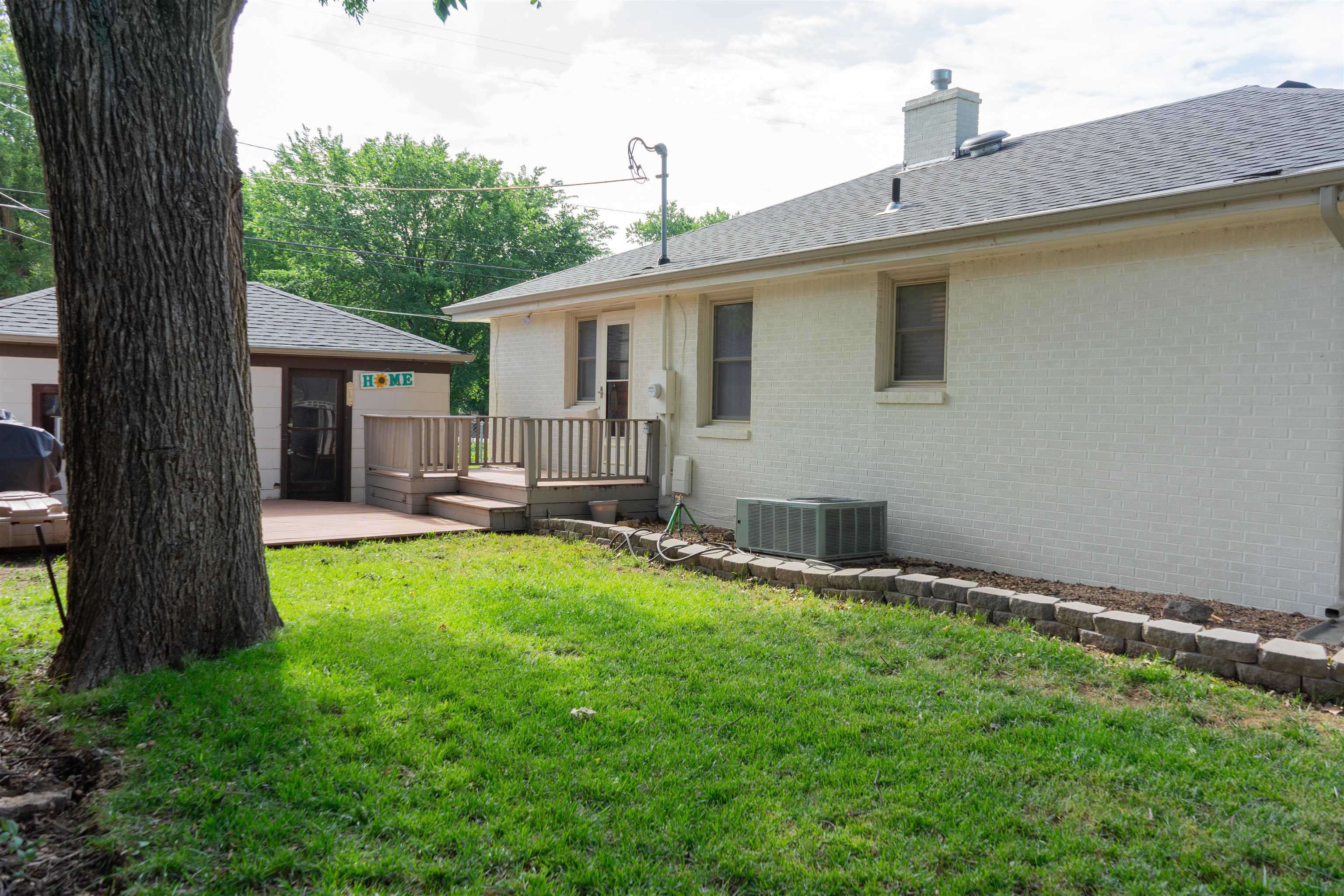 324 W 4th Street Andale KS 67001