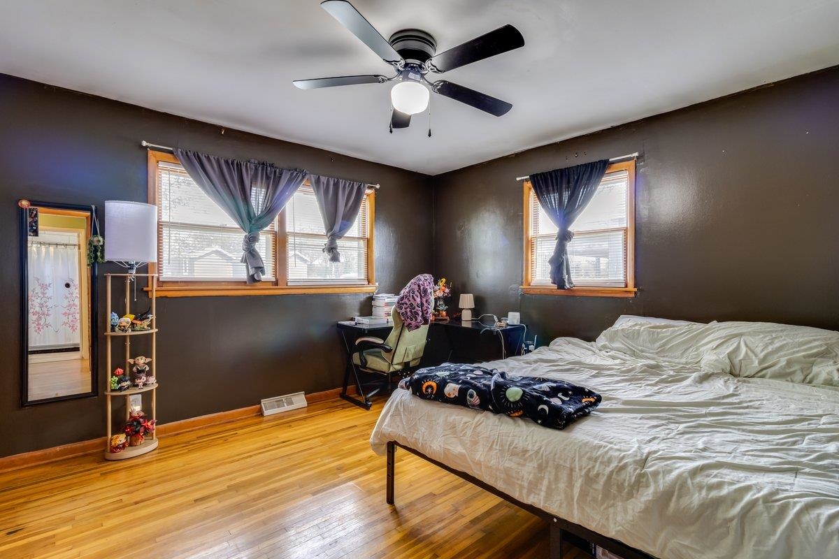1215 N Logan Street Newton KS 67114-2343