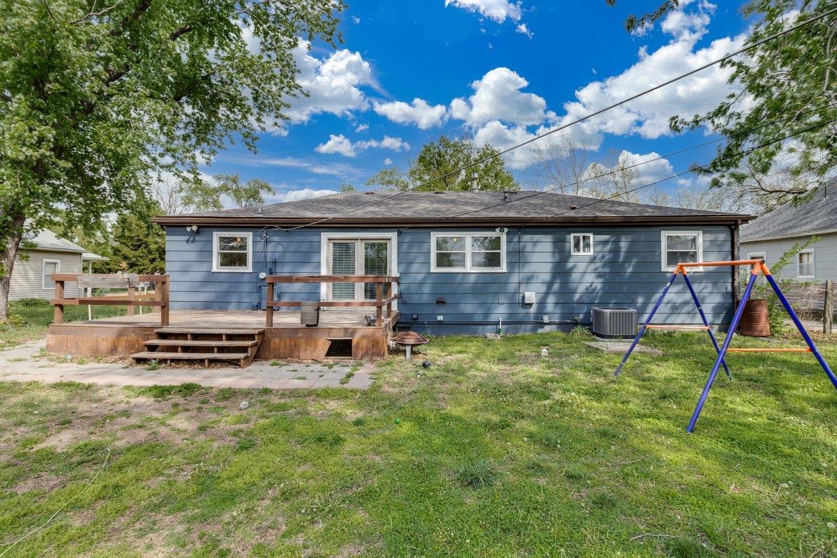 1215 N Logan Street Newton KS 67114-2343