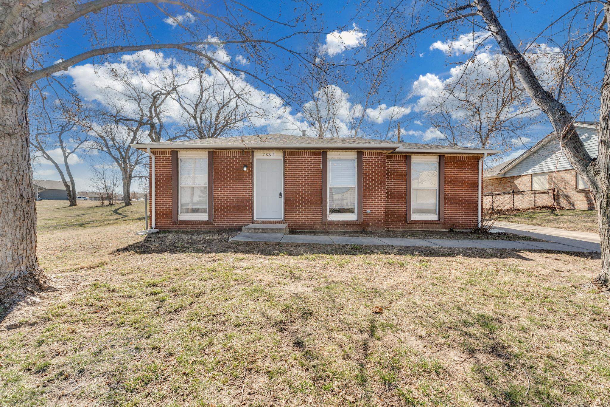 7001 W Newell Street Wichita KS 67212