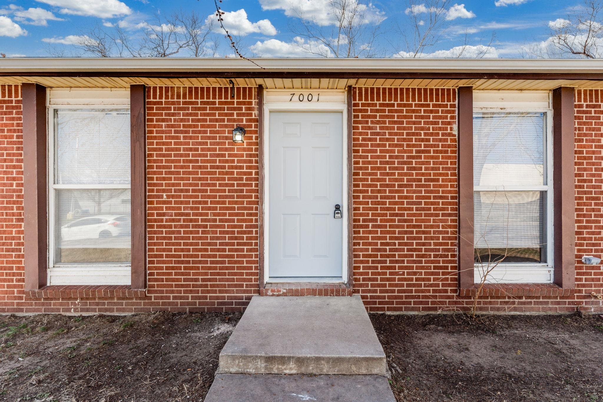 7001 W Newell Street Wichita KS 67212