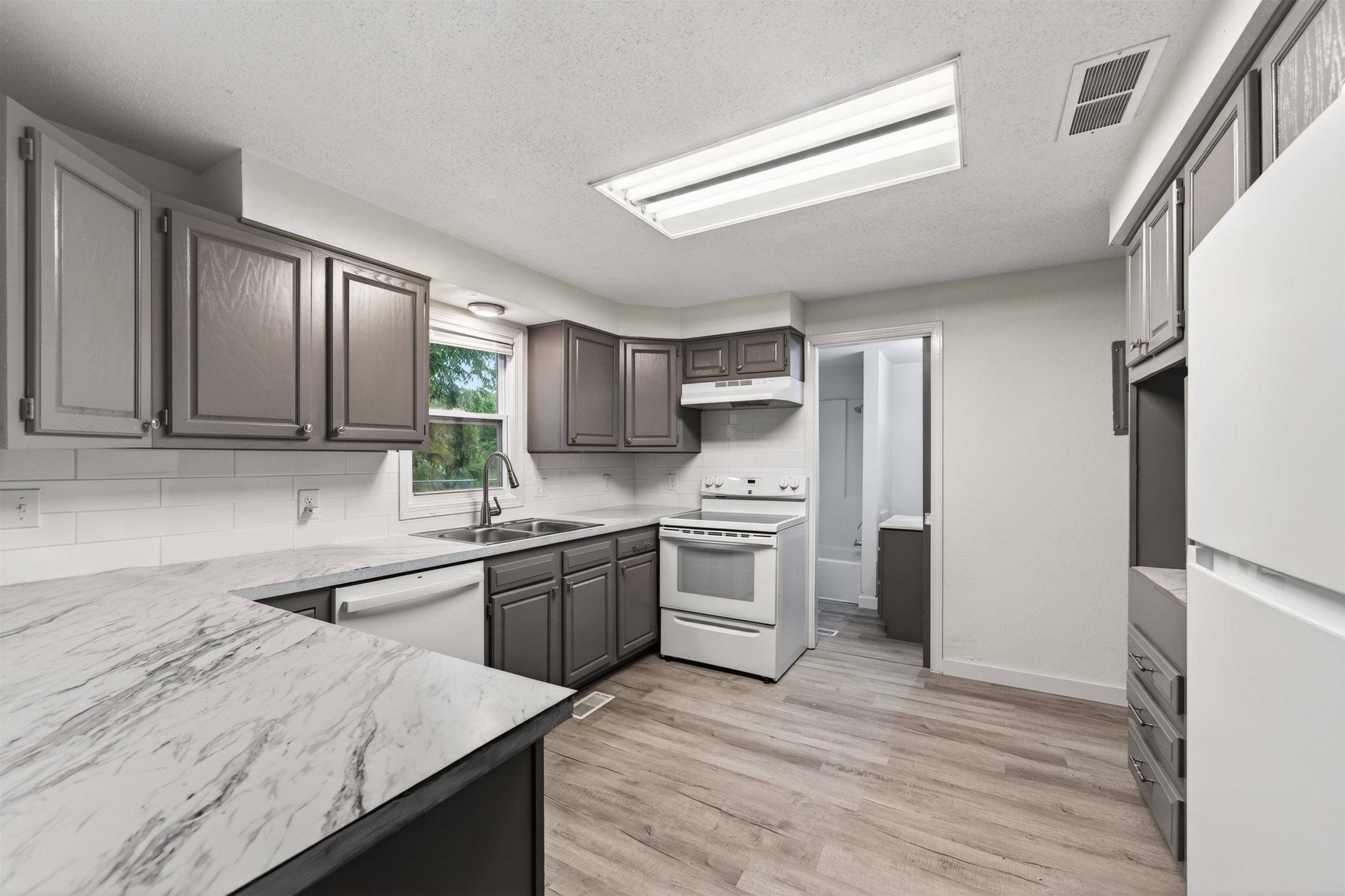1621 S Waco Wichita KS 67213
