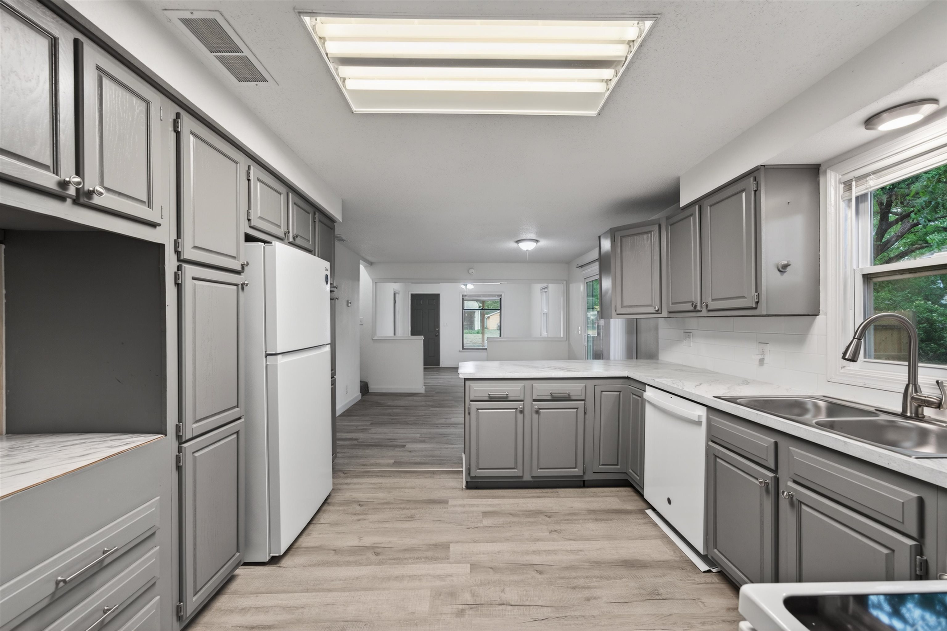 1621 S Waco Wichita KS 67213
