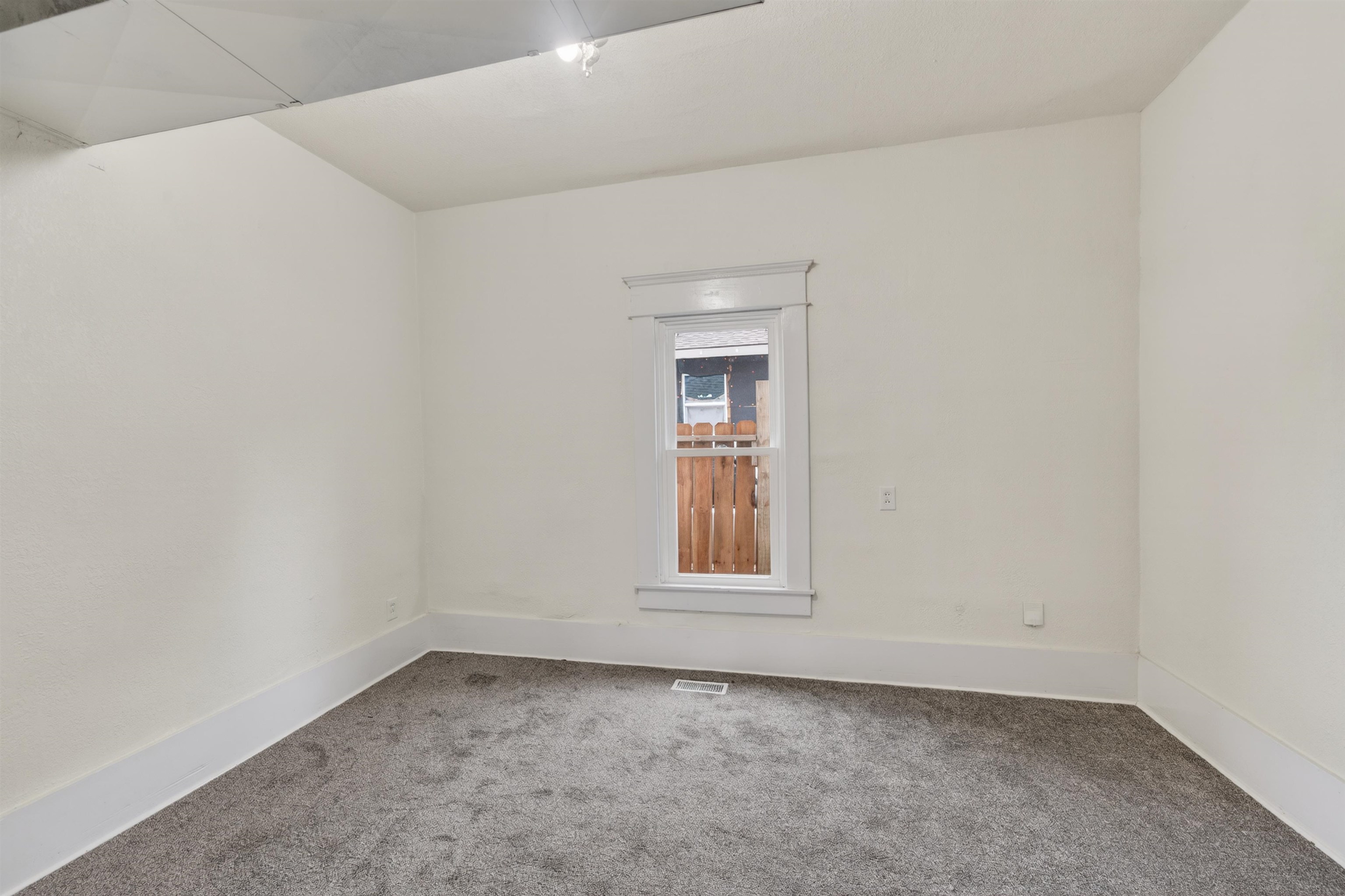1621 S Waco Wichita KS 67213