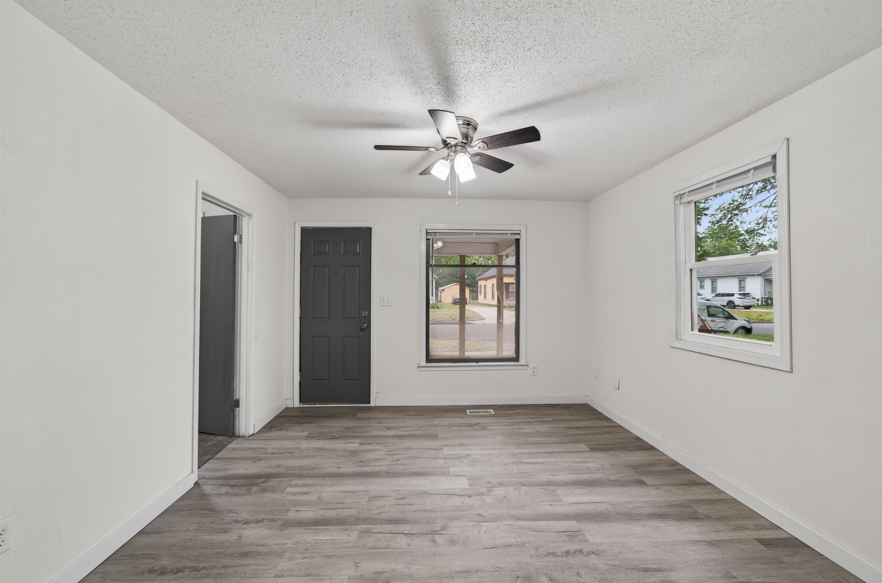 1621 S Waco Wichita KS 67213