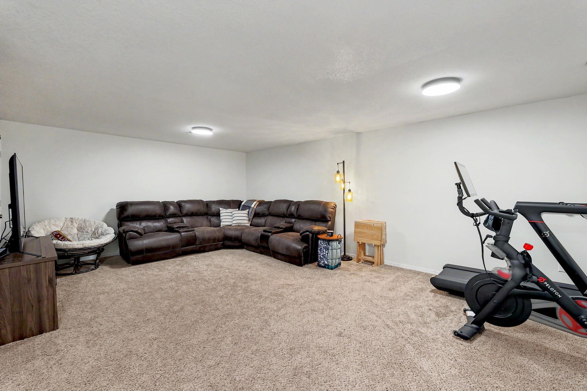 6516 N Upchurch Avenue Park City KS 67219