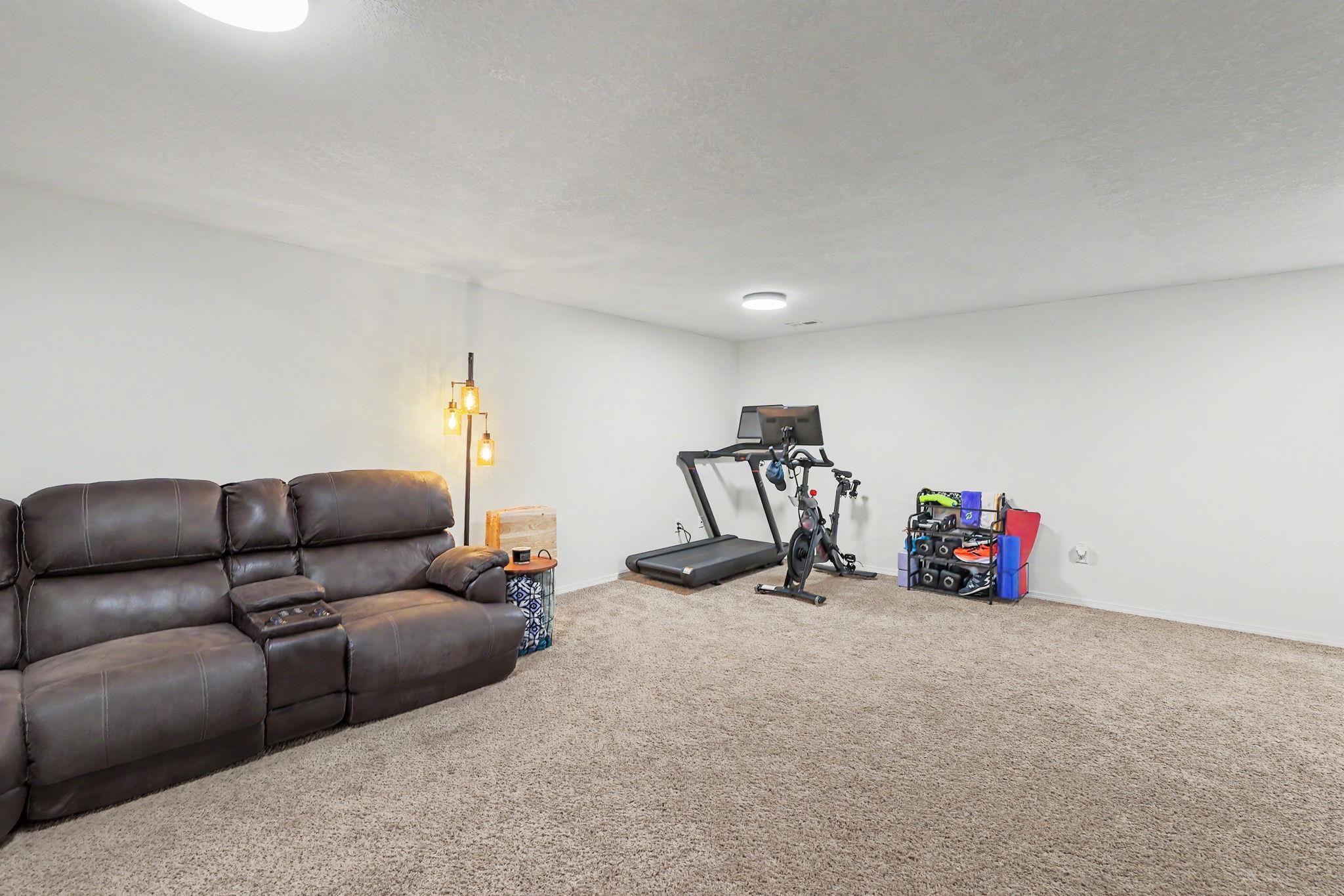 6516 N Upchurch Avenue Park City KS 67219
