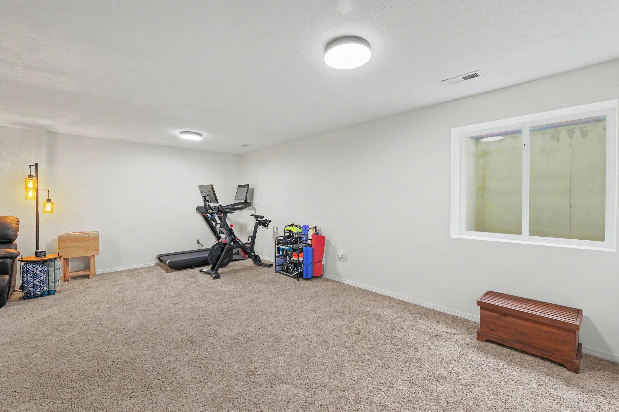 6516 N Upchurch Avenue Park City KS 67219