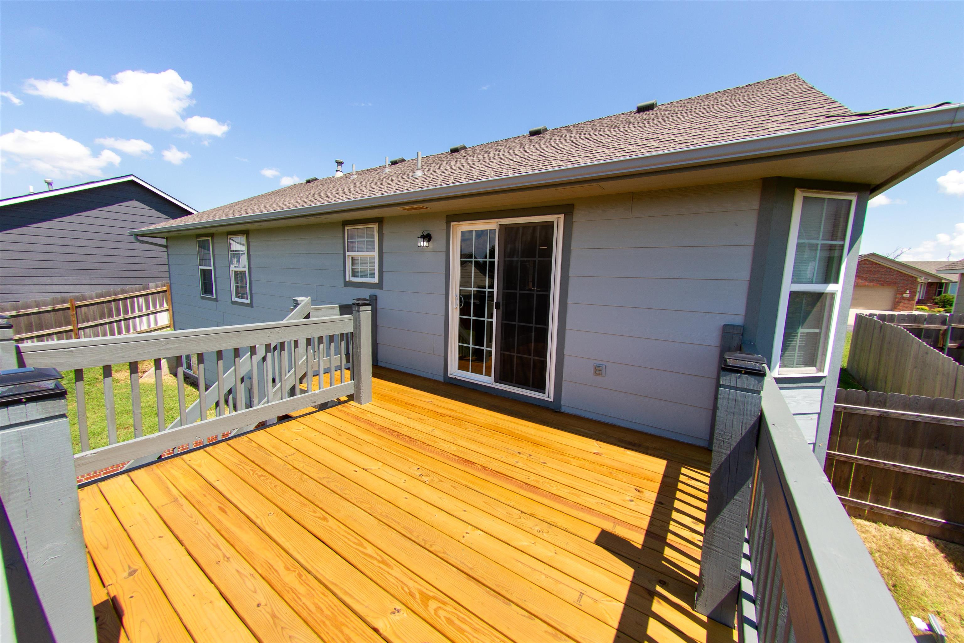 707 S Hedgewood Circle Andover KS 67002