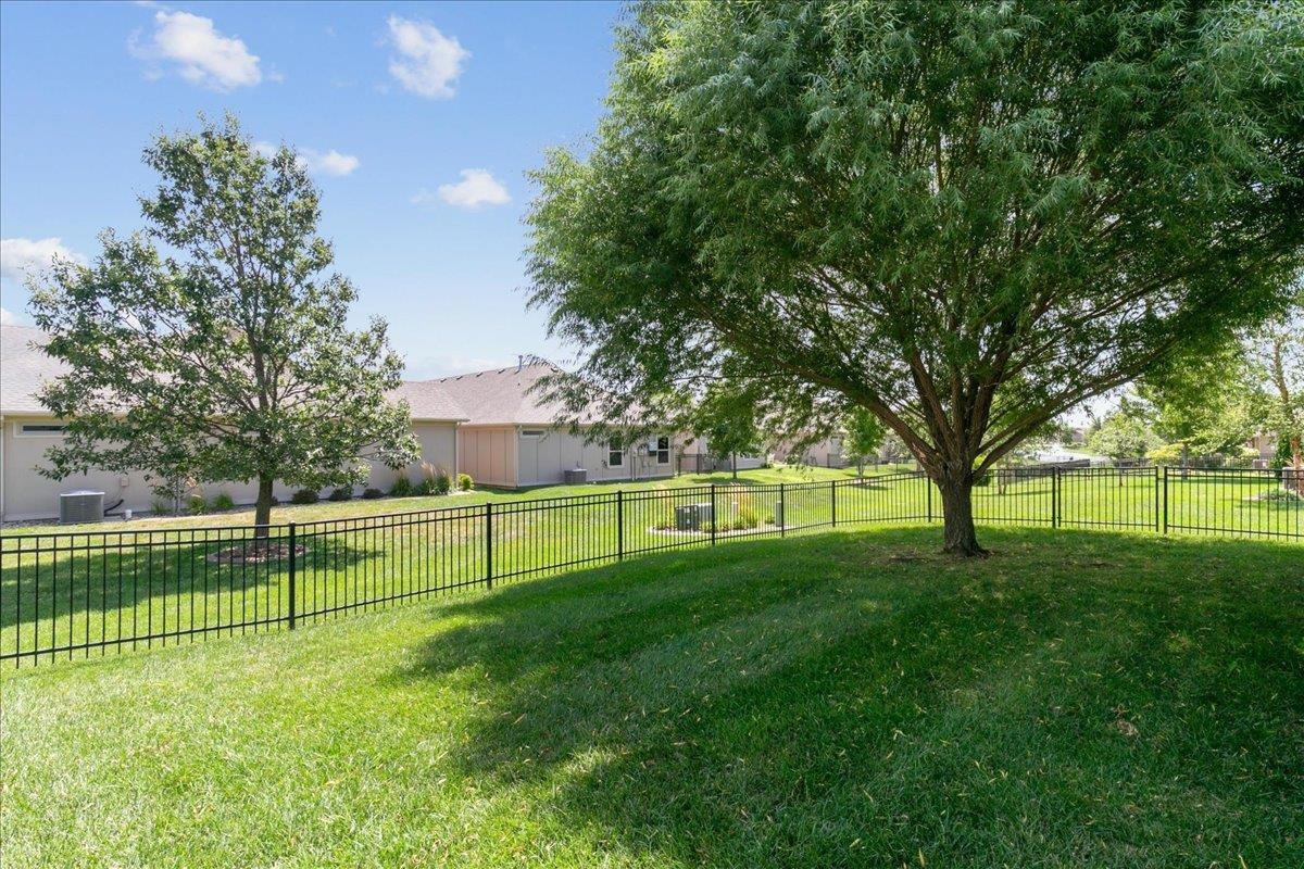 4872 N Prestwick Avenue Bel Aire KS 67226