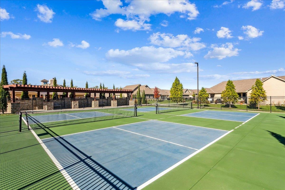 4872 N Prestwick Avenue Bel Aire KS 67226