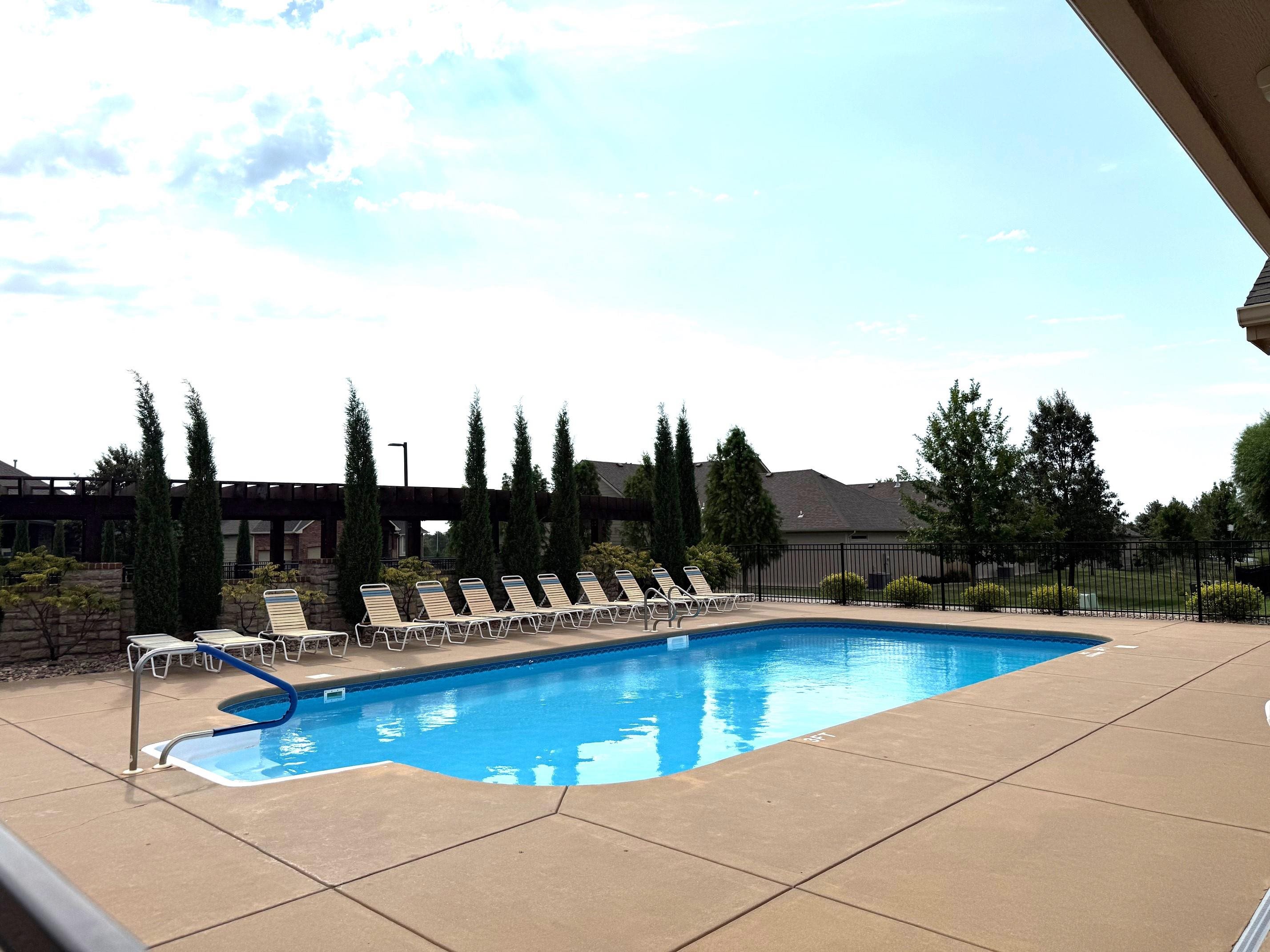 4872 N Prestwick Avenue Bel Aire KS 67226