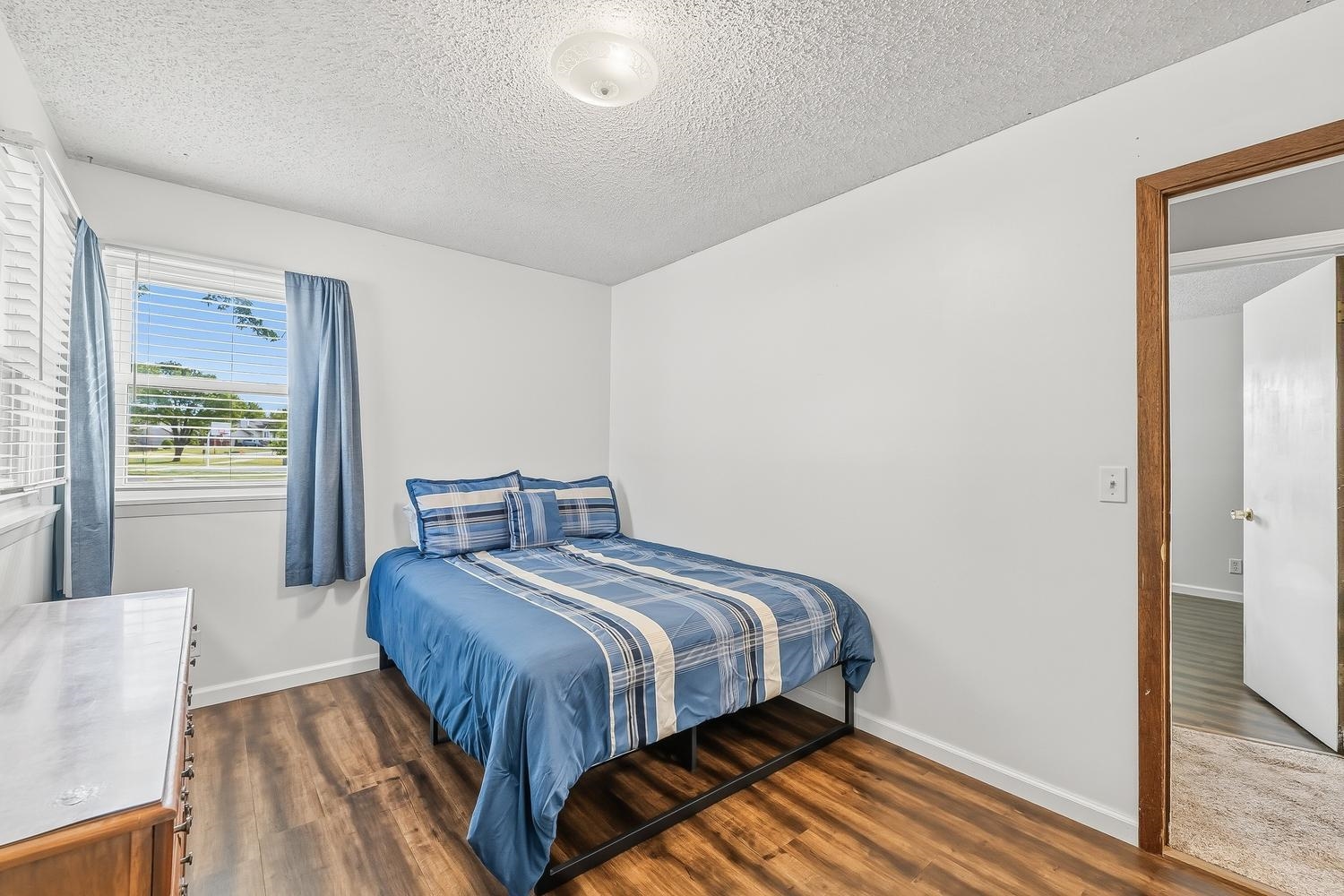 4317 N Gunnison Street Bel Aire KS 67220-3831