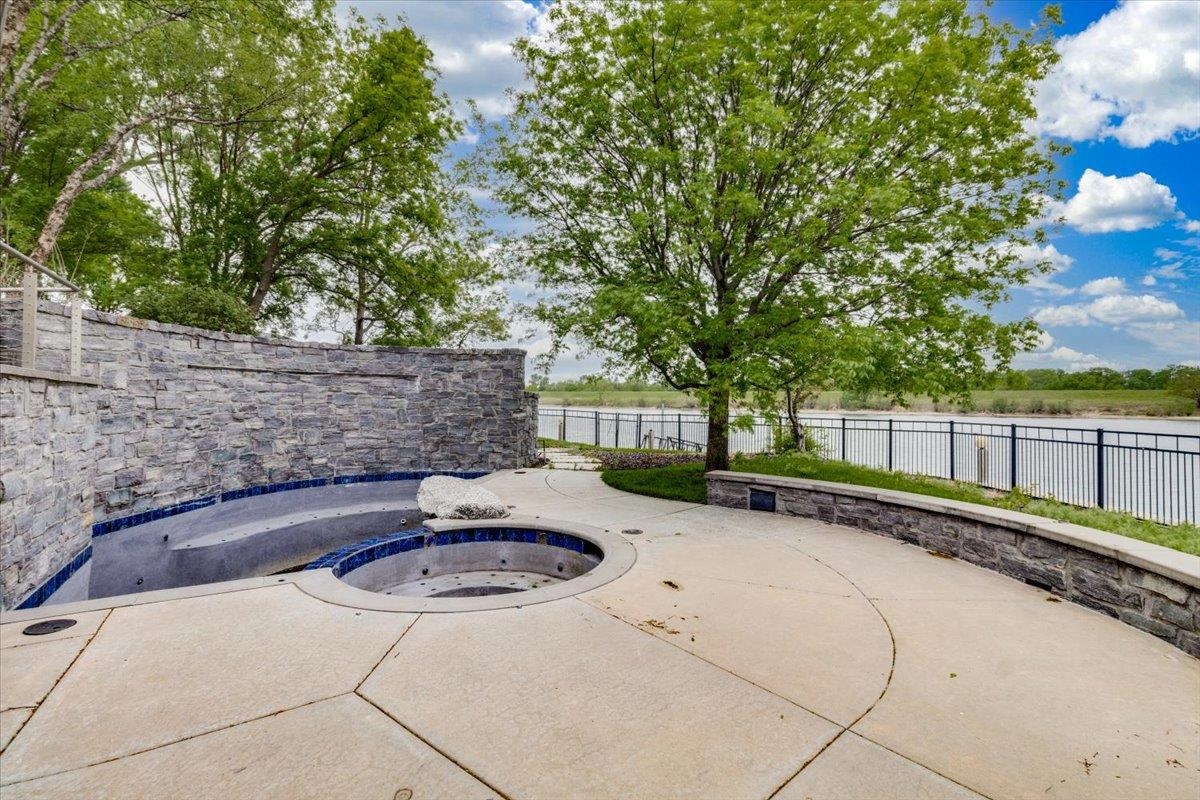 4733 N Portwest Circle Wichita KS 67204-2356
