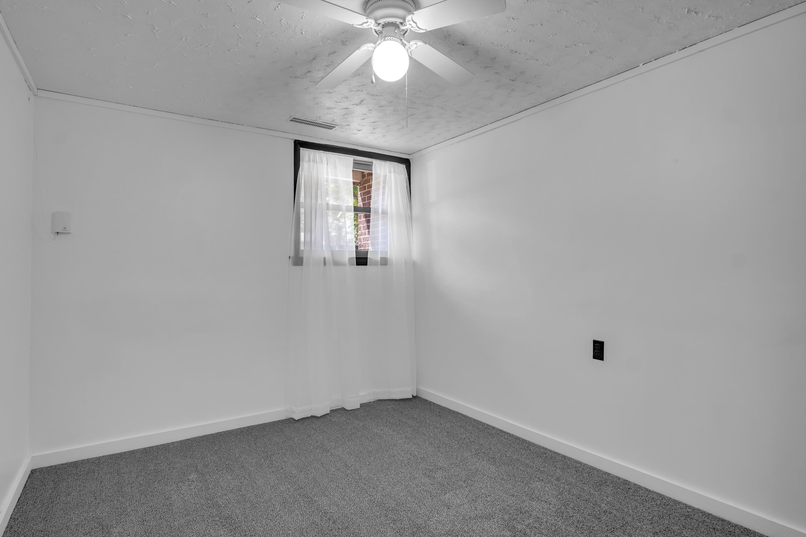 212 Brookside Drive Newton KS 67114