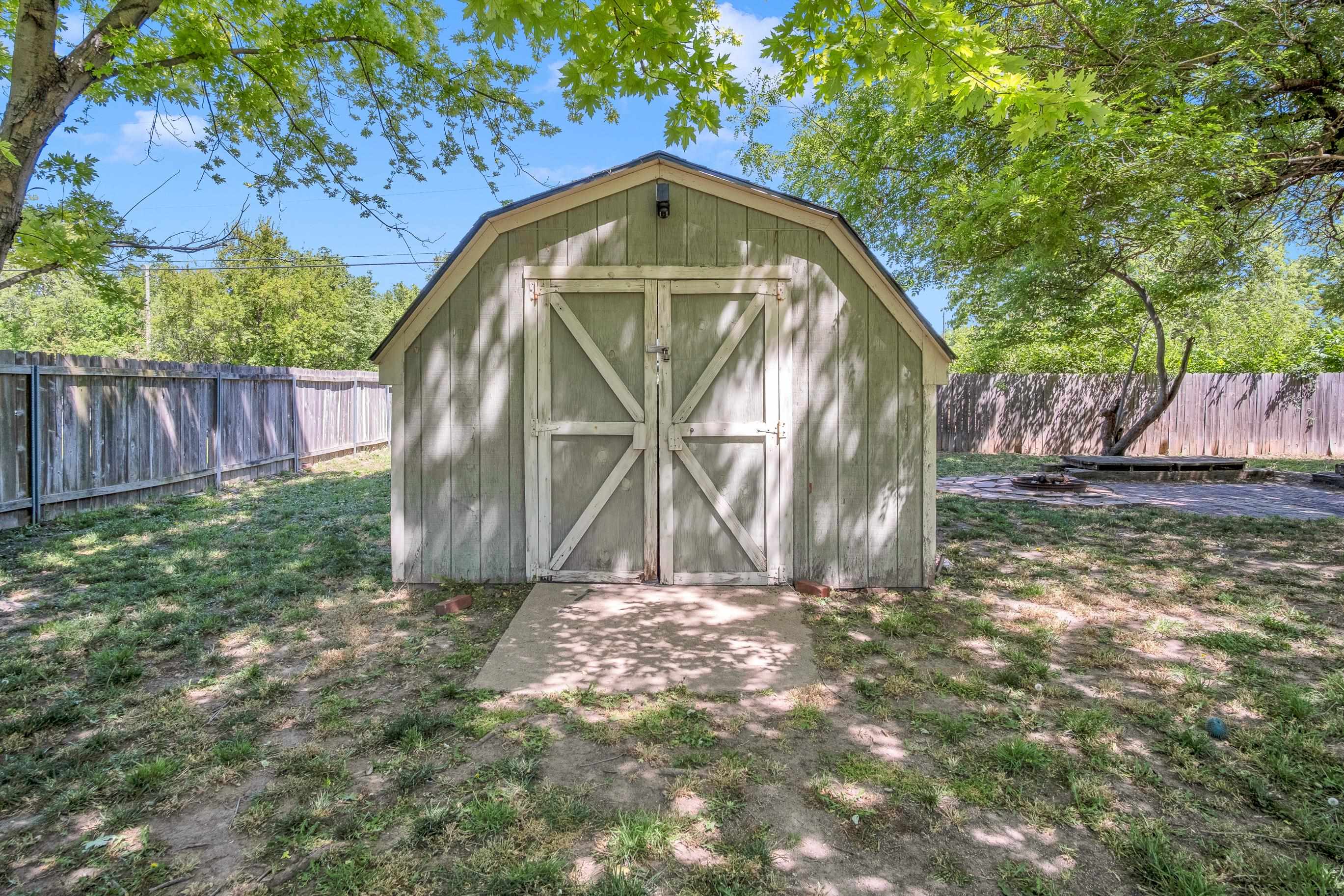 212 Brookside Drive Newton KS 67114