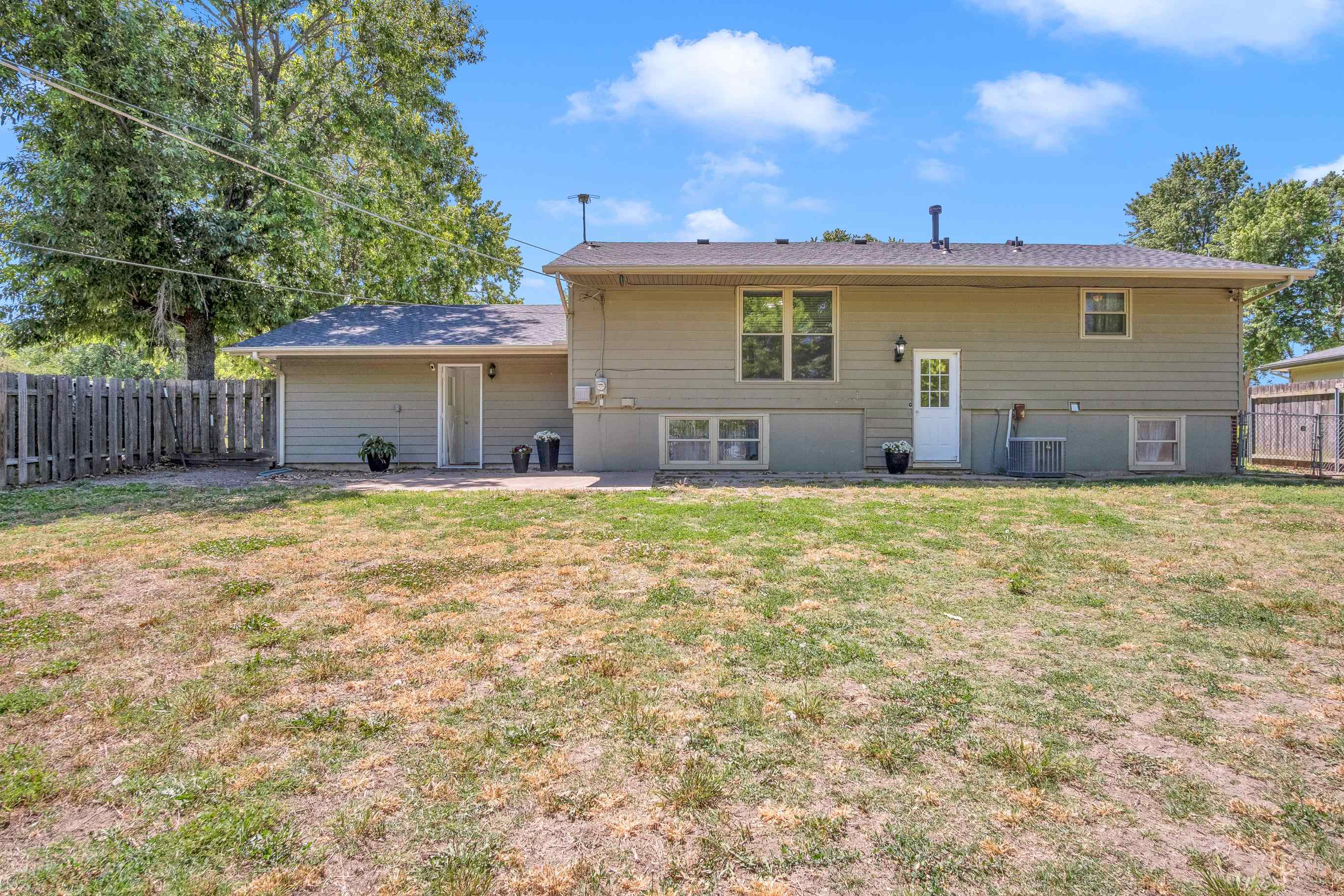 212 Brookside Drive Newton KS 67114
