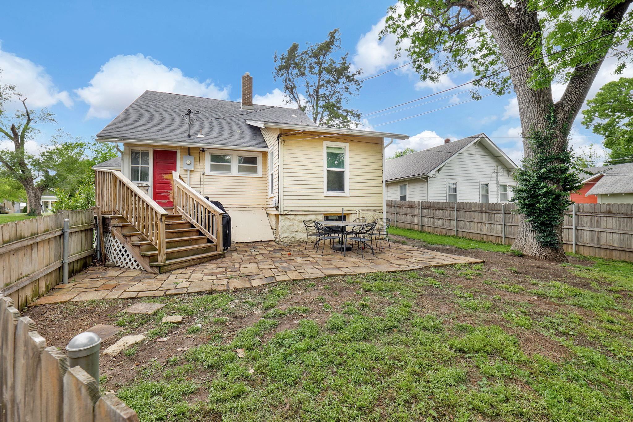 1110 N State Street Augusta KS 67010