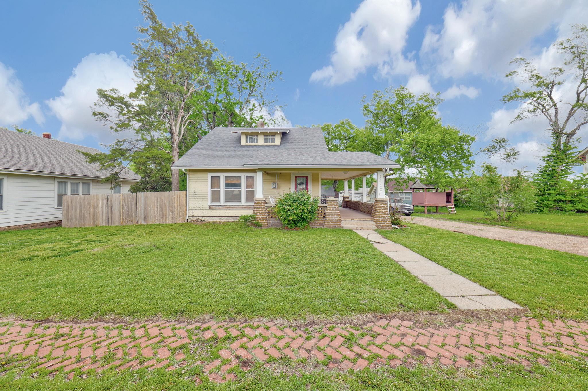 1110 N State Street Augusta KS 67010