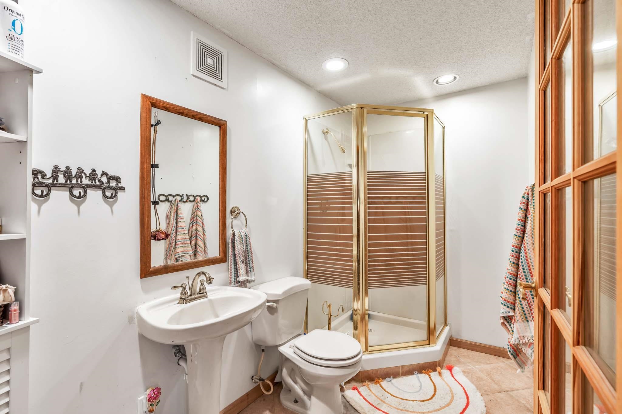 13930 E 39th Street S Derby KS 67037