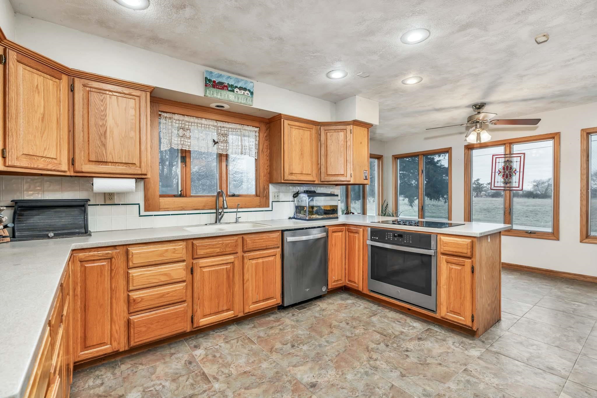 13930 E 39th Street S Derby KS 67037