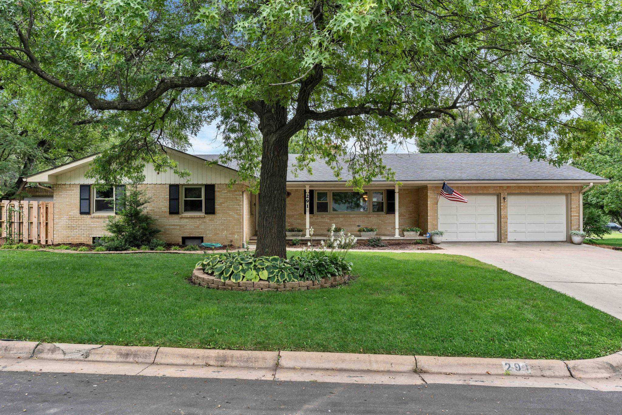 291 W Westwood Drive Augusta KS 67010