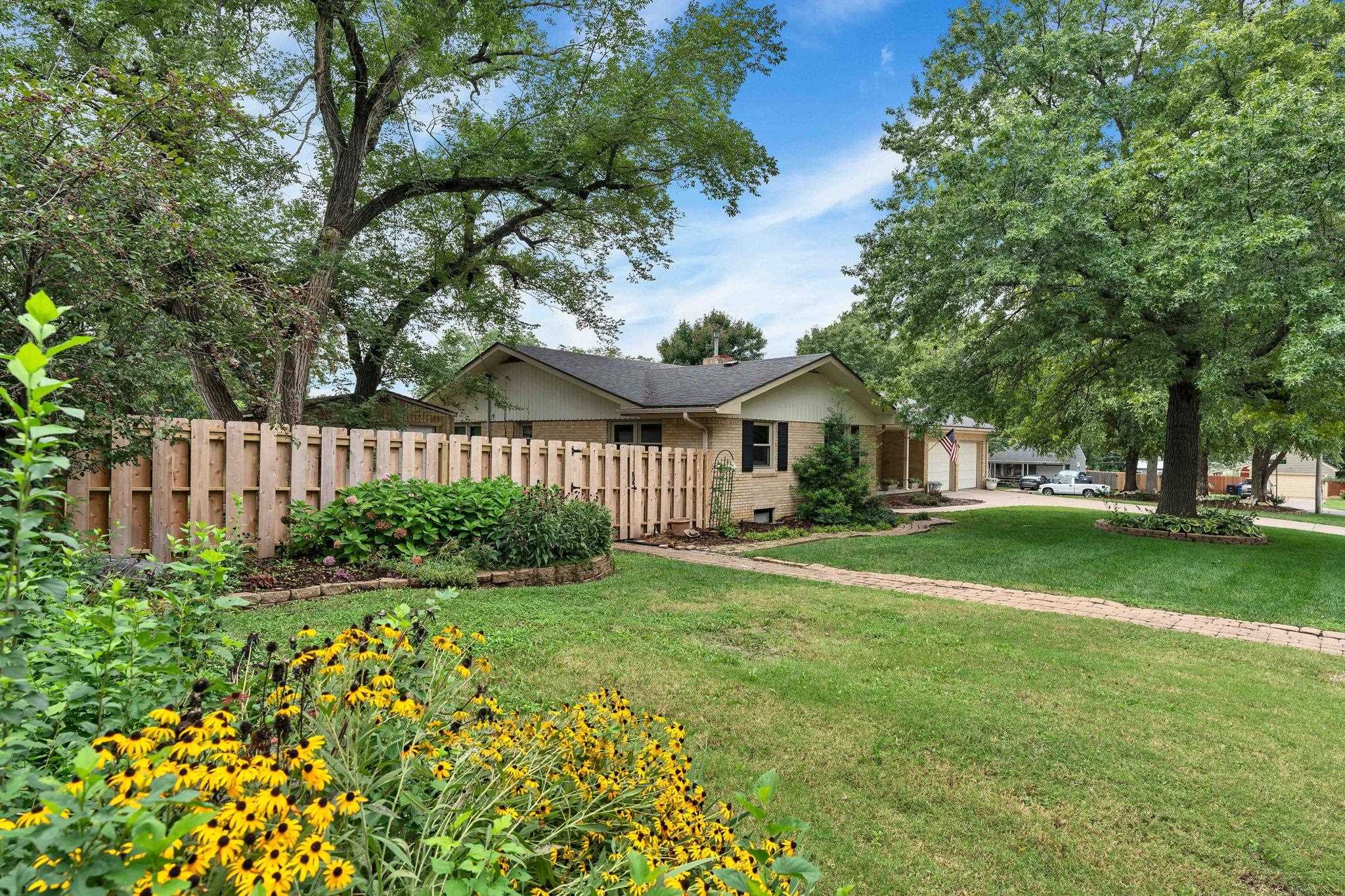 291 W Westwood Drive Augusta KS 67010