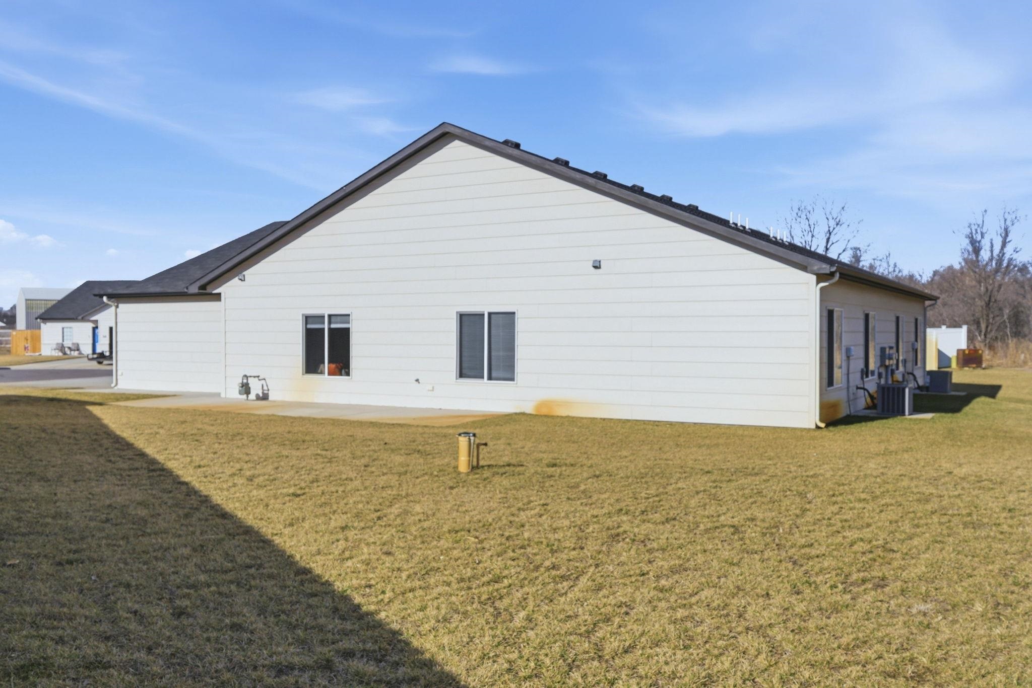 736 W 50th Court S Wichita KS 67217